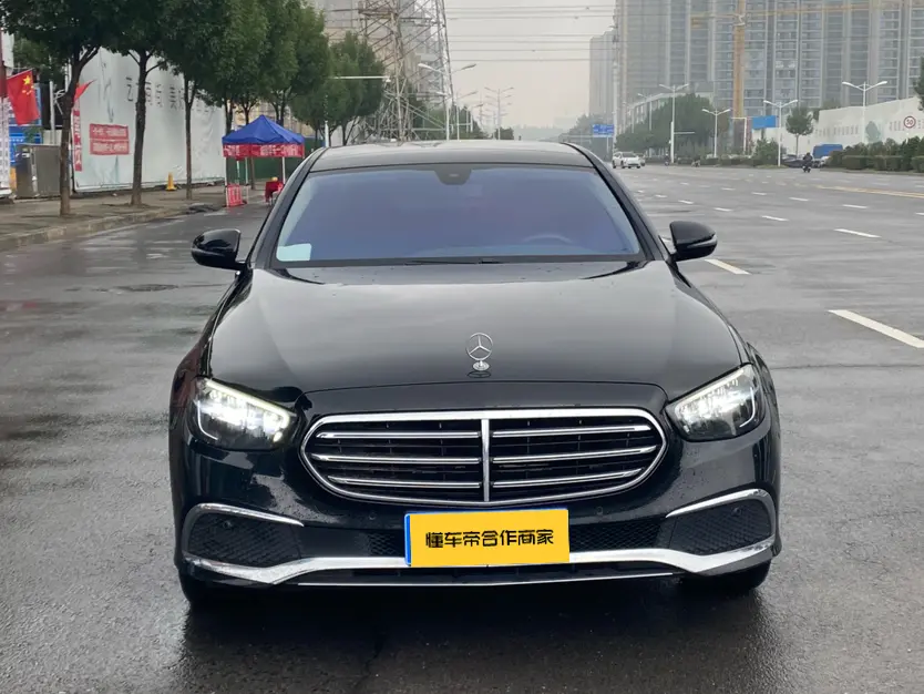 Mercedes-Benz E-Class  из Китая