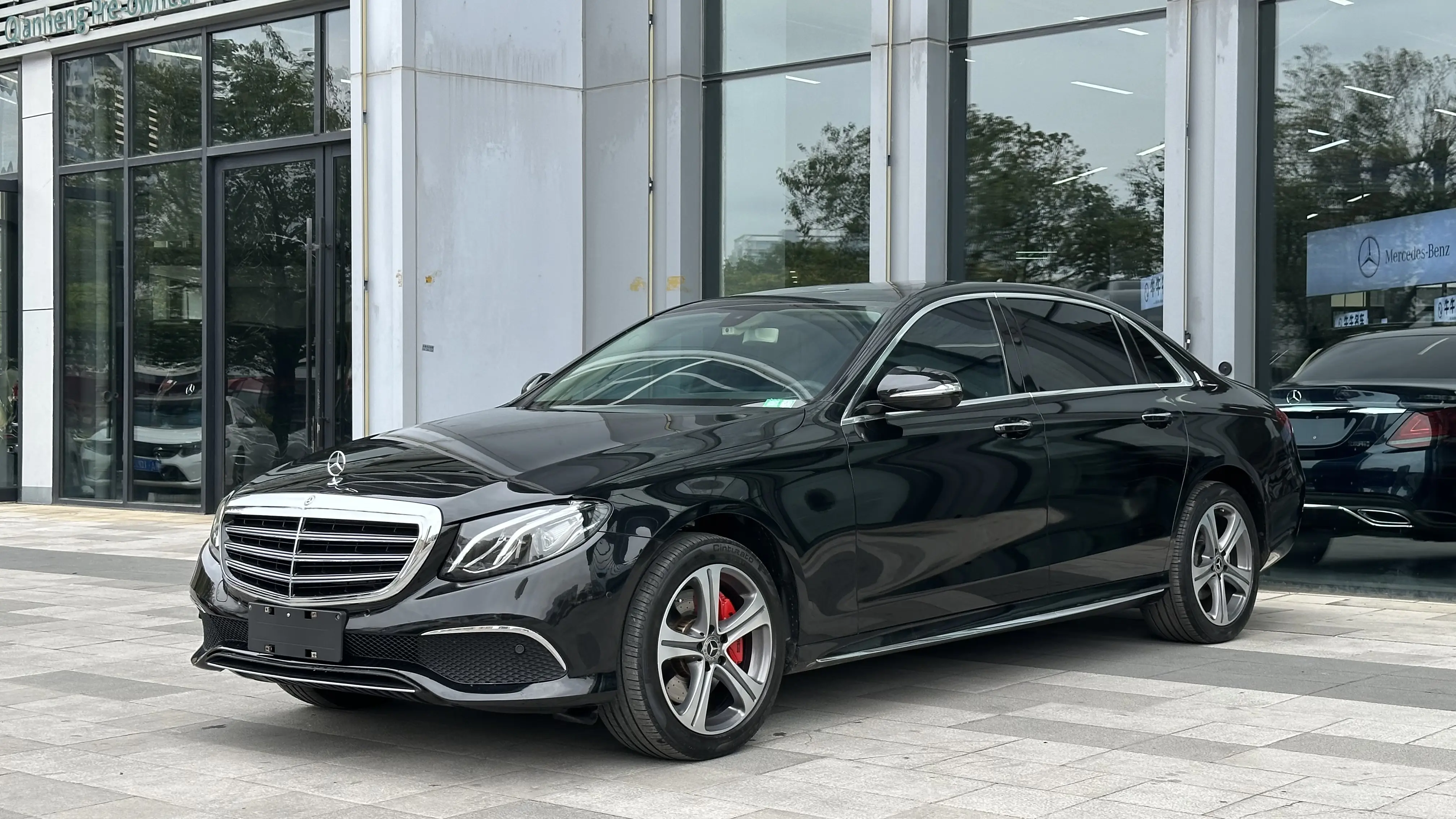 Mercedes-Benz E-Class  из Китая
