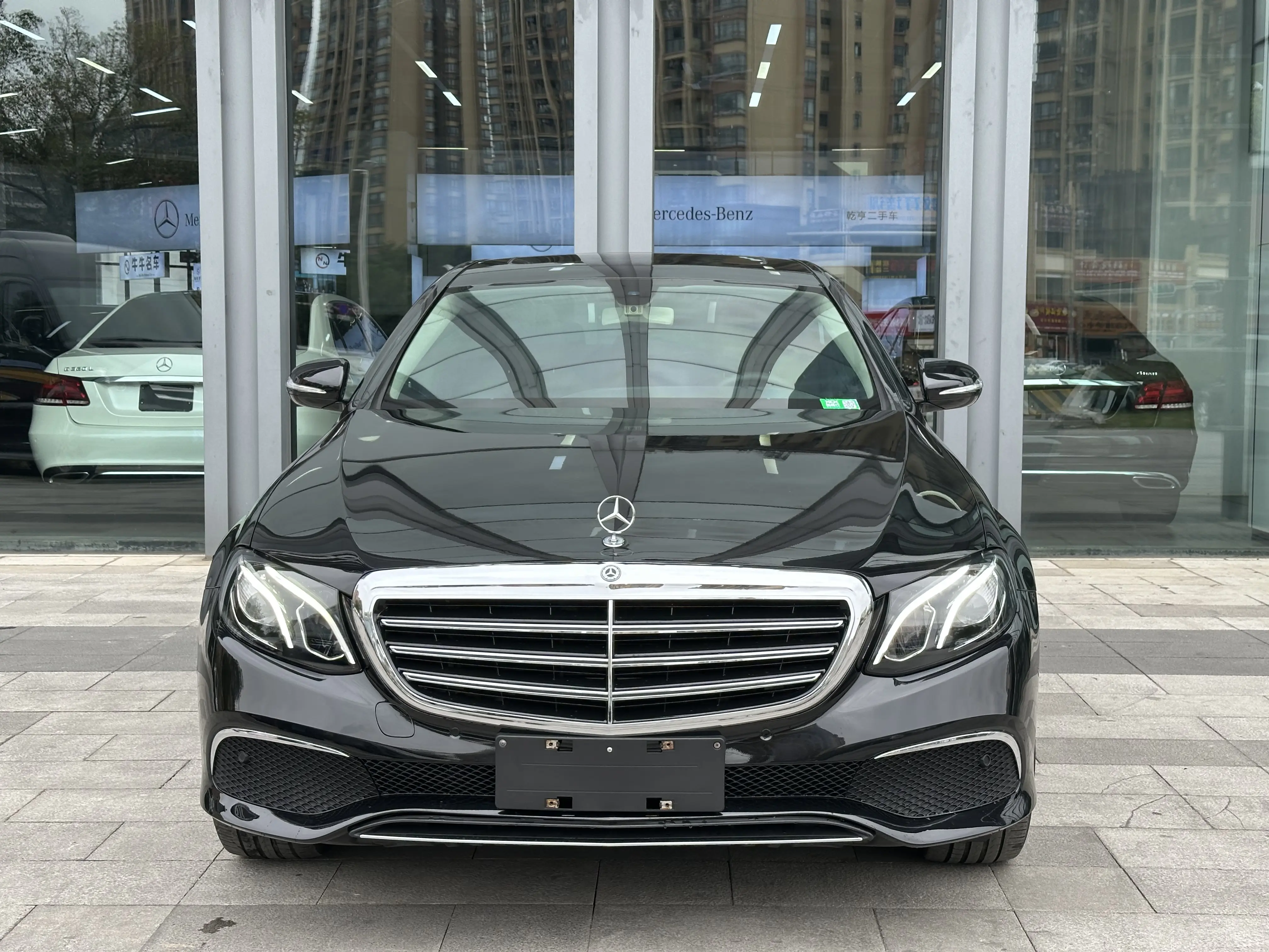 Mercedes-Benz E-Class  из Китая