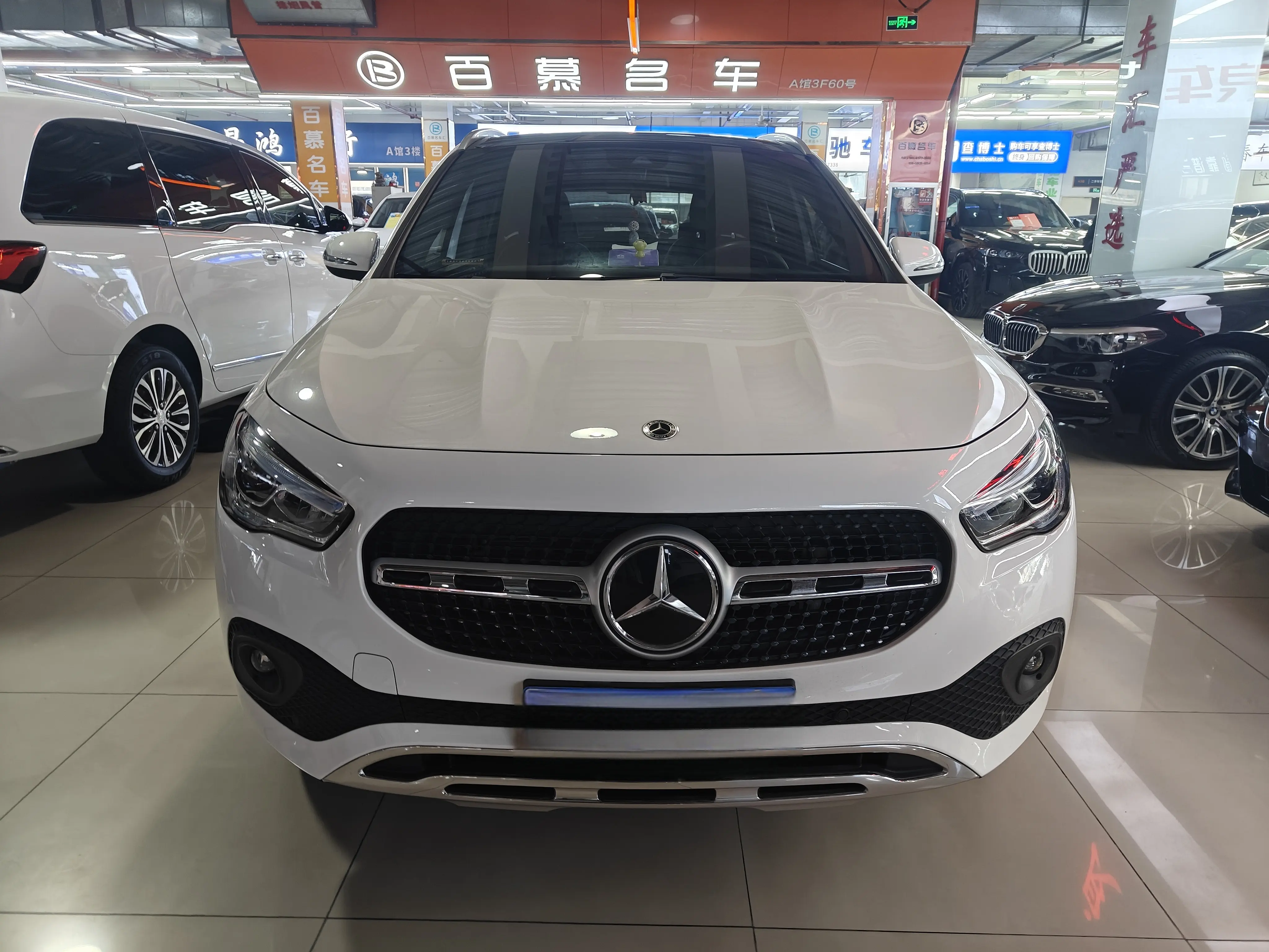 Mercedes-Benz GLA  из Китая