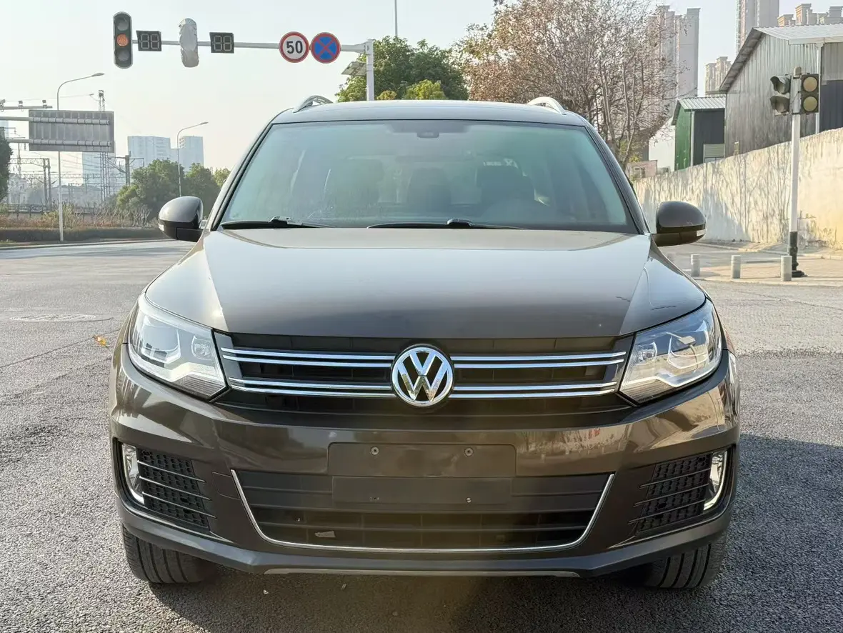 Volkswagen Tiguan  из Китая
