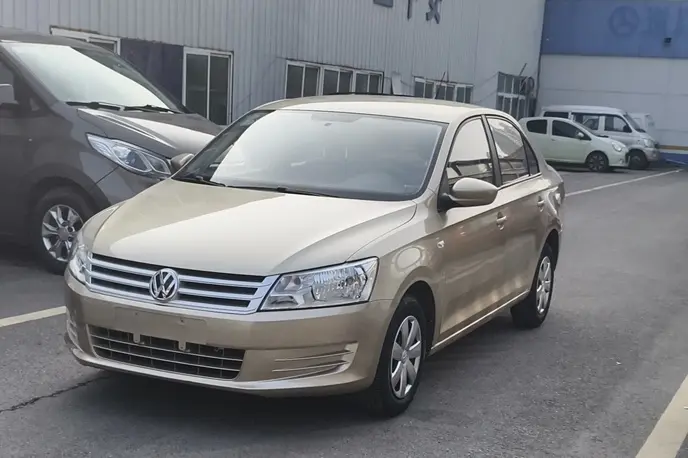 Volkswagen Santana  из Китая