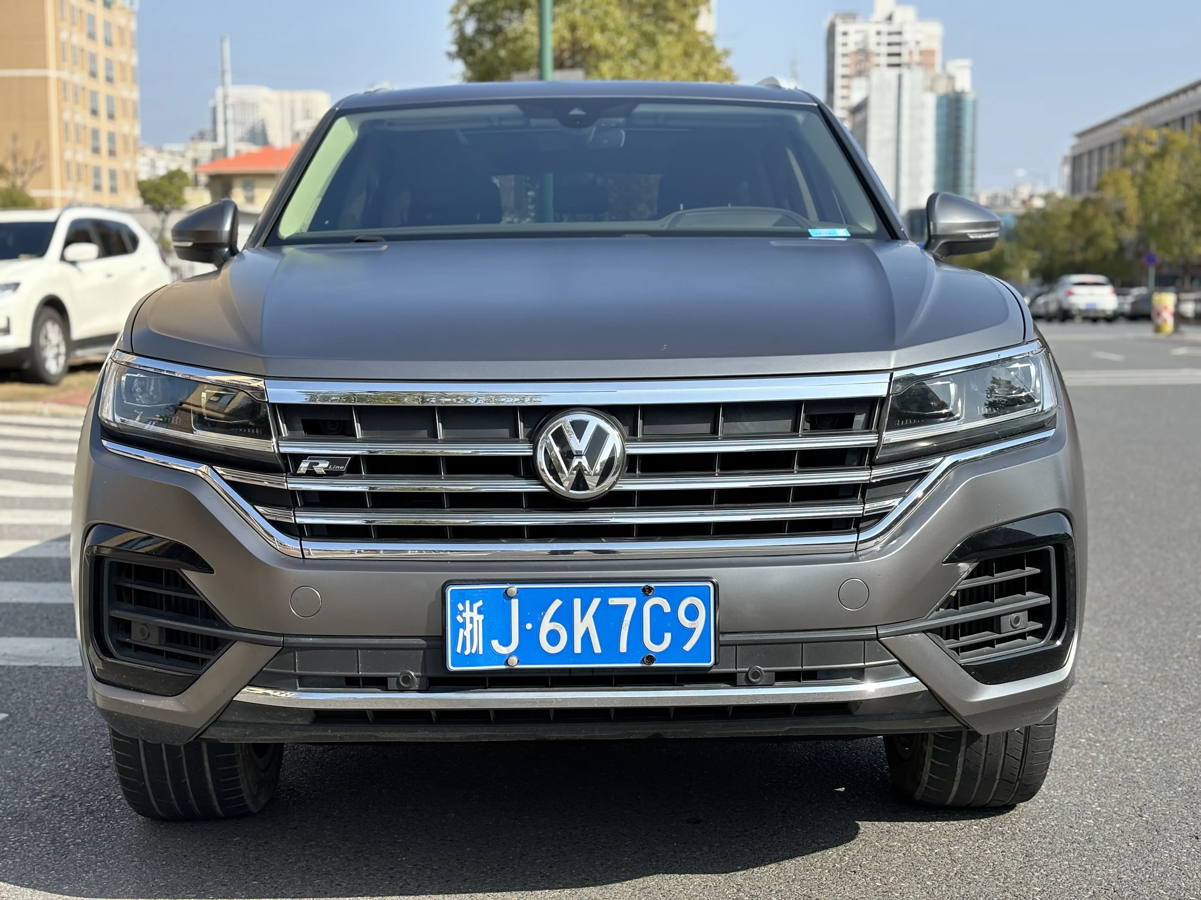 Volkswagen Touareg  из Китая