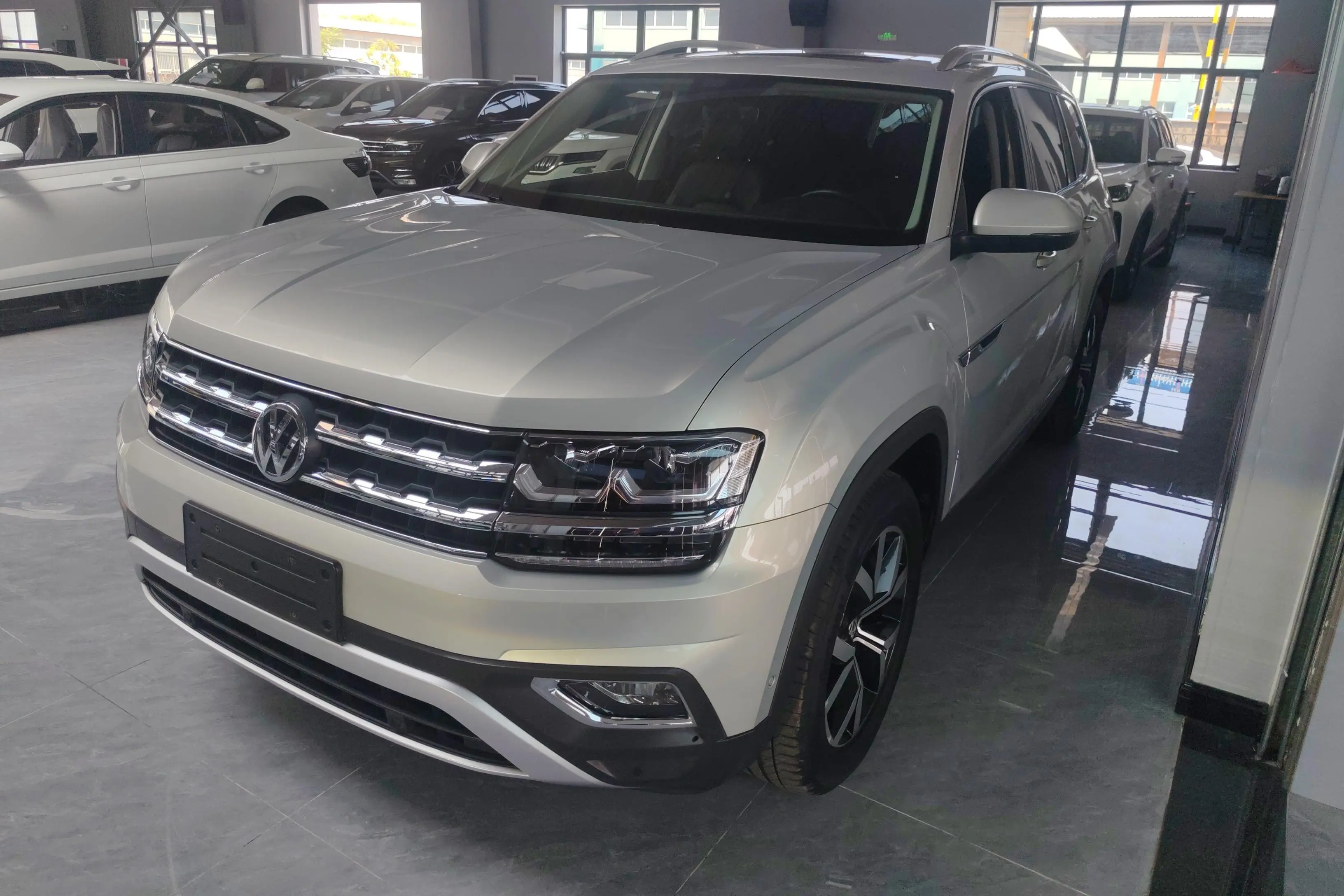 Volkswagen Teramont  из Китая