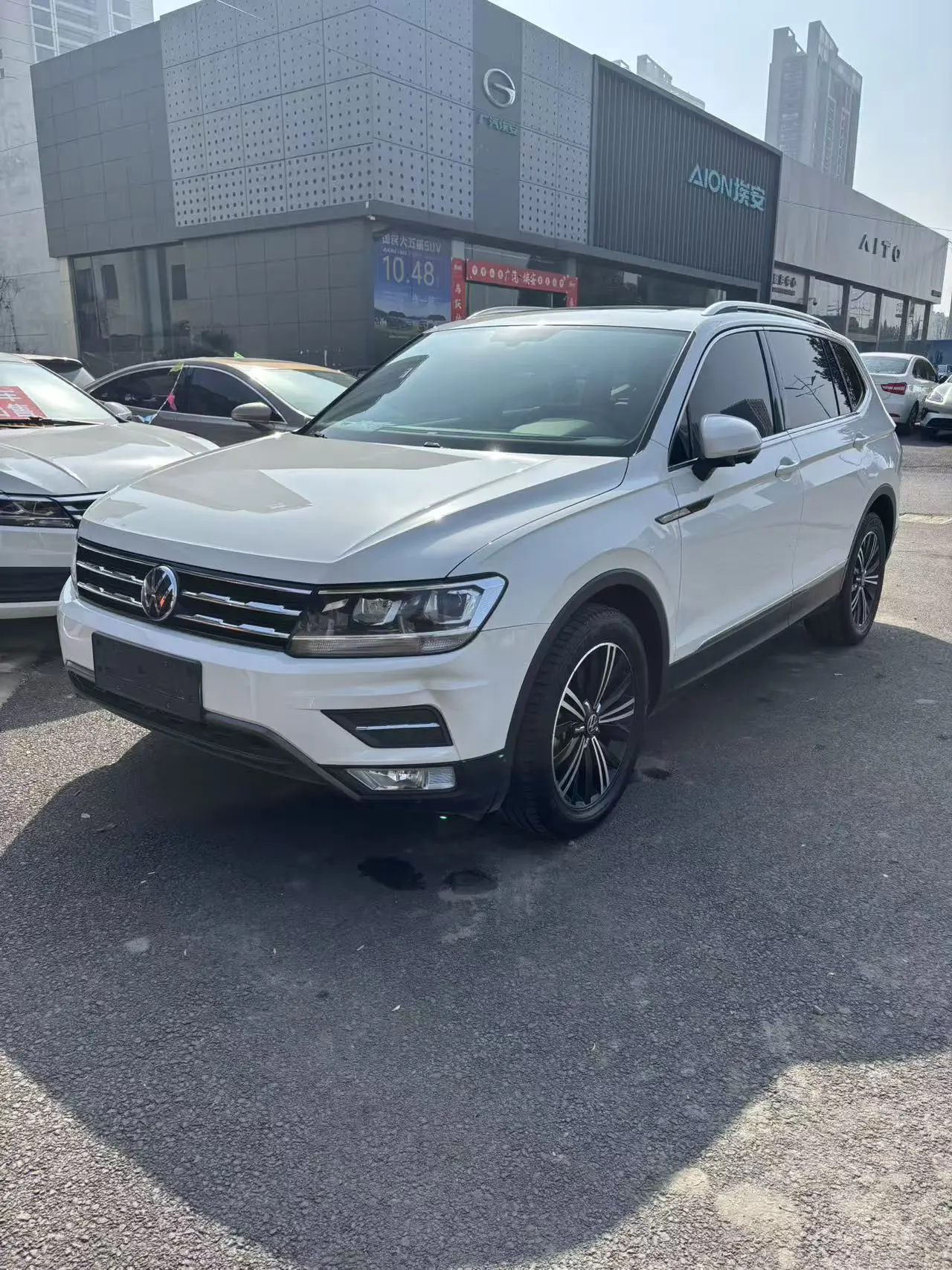 Volkswagen Tiguan L  из Китая