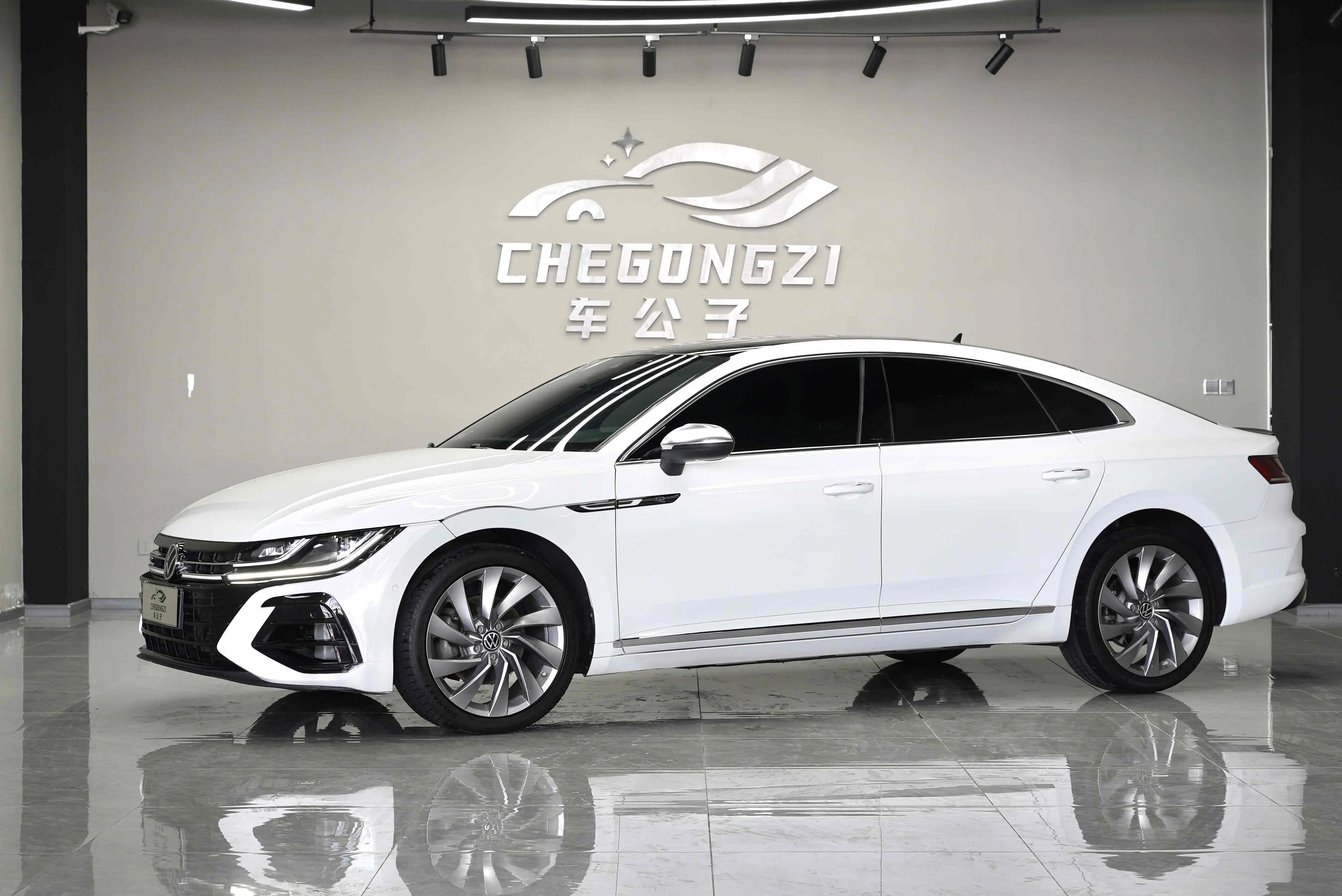 Volkswagen Arteon (CC)  из Китая