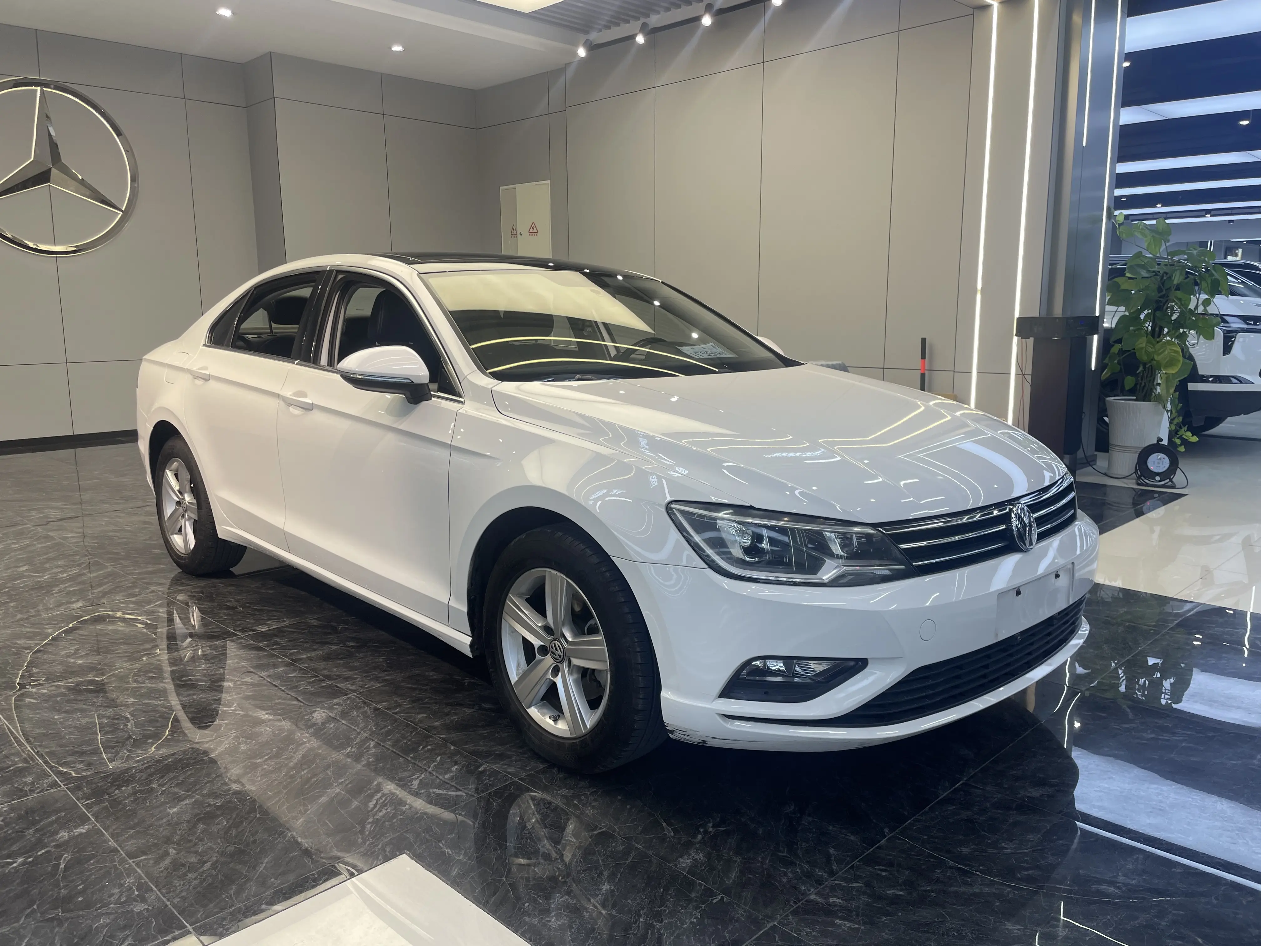 Volkswagen Lamando (Lingdu)  из Китая