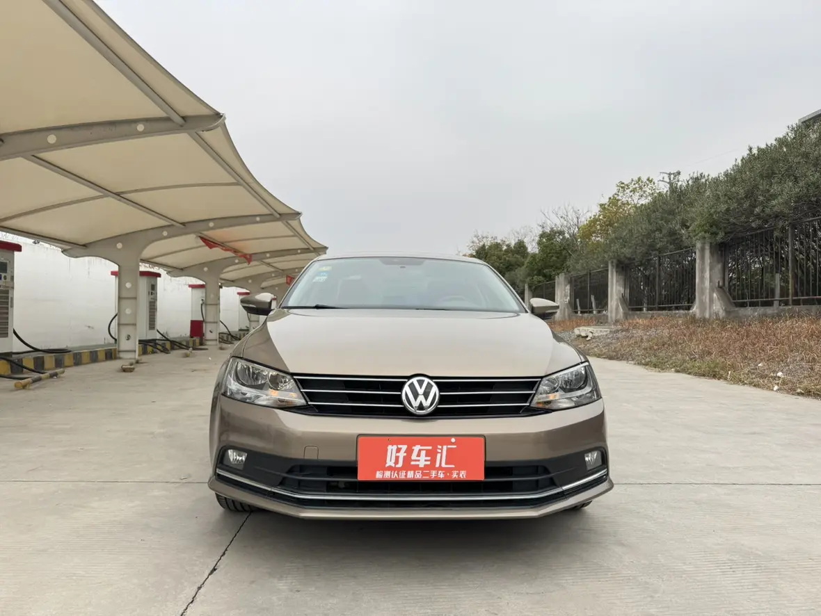 Volkswagen Sagitar  из Китая