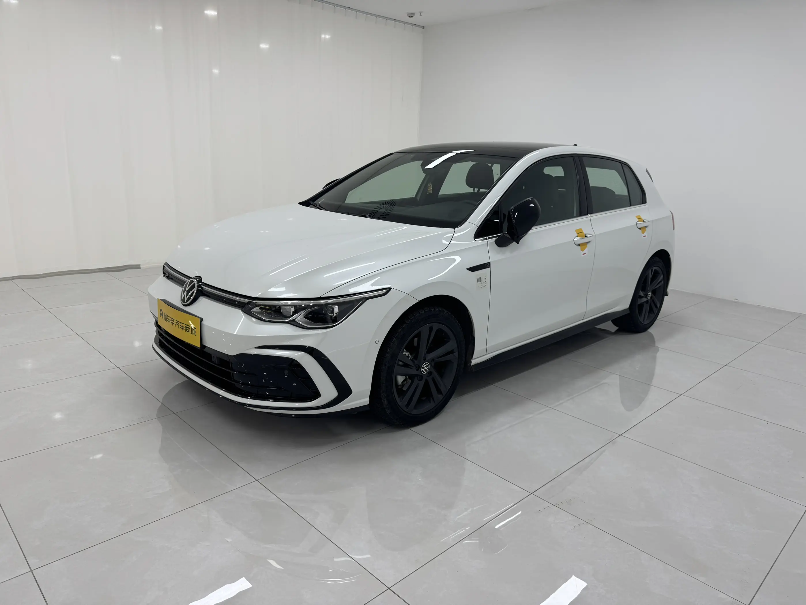 Volkswagen Golf  из Китая