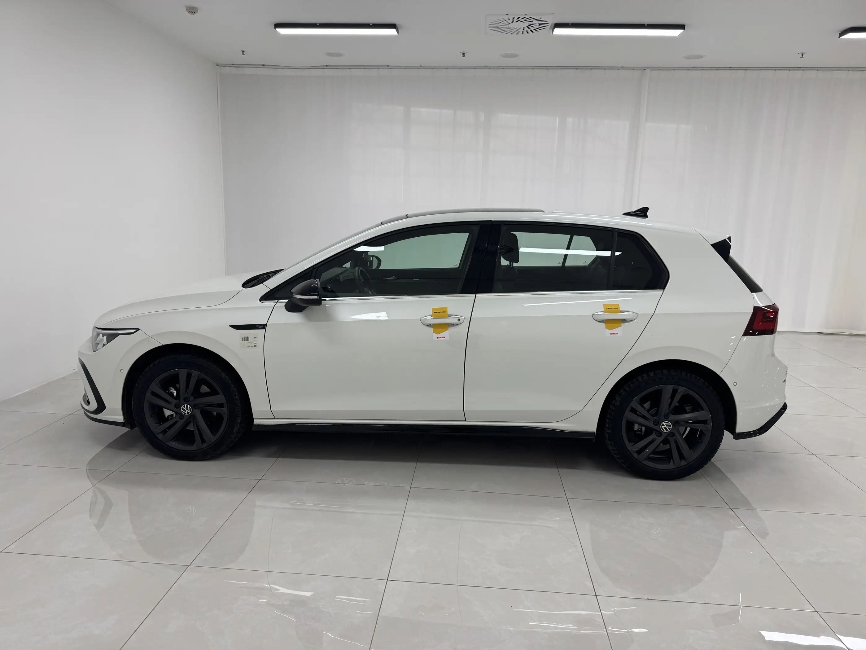 Volkswagen Golf  из Китая