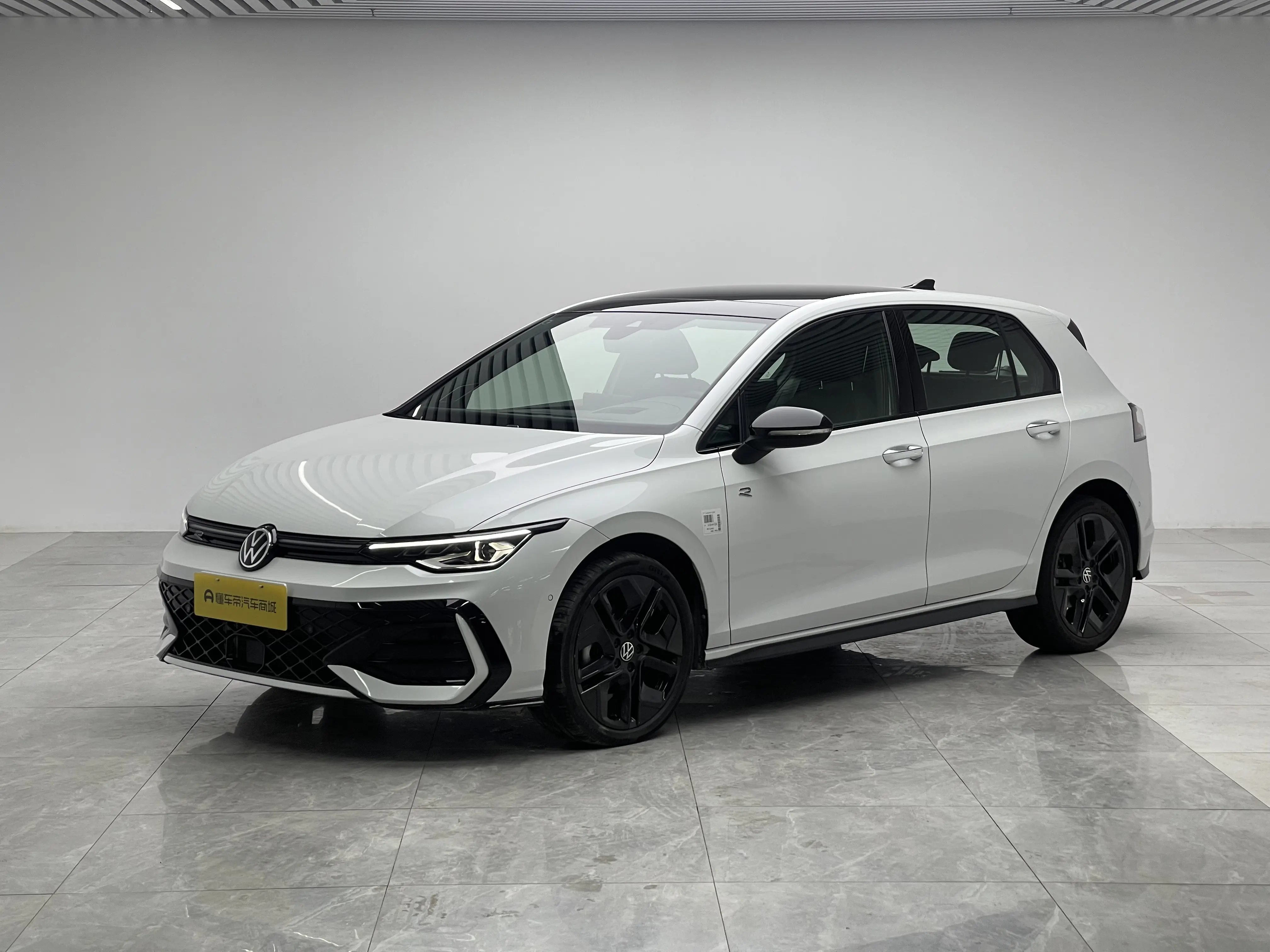 Volkswagen Golf  из Китая