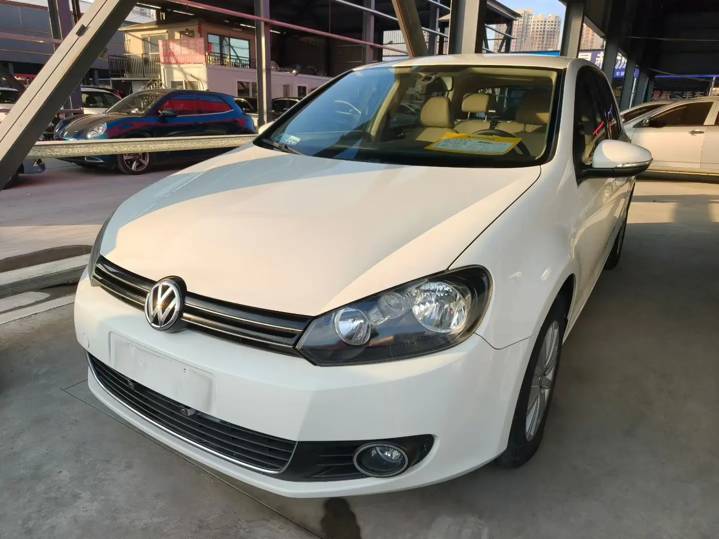 Volkswagen Golf  из Китая
