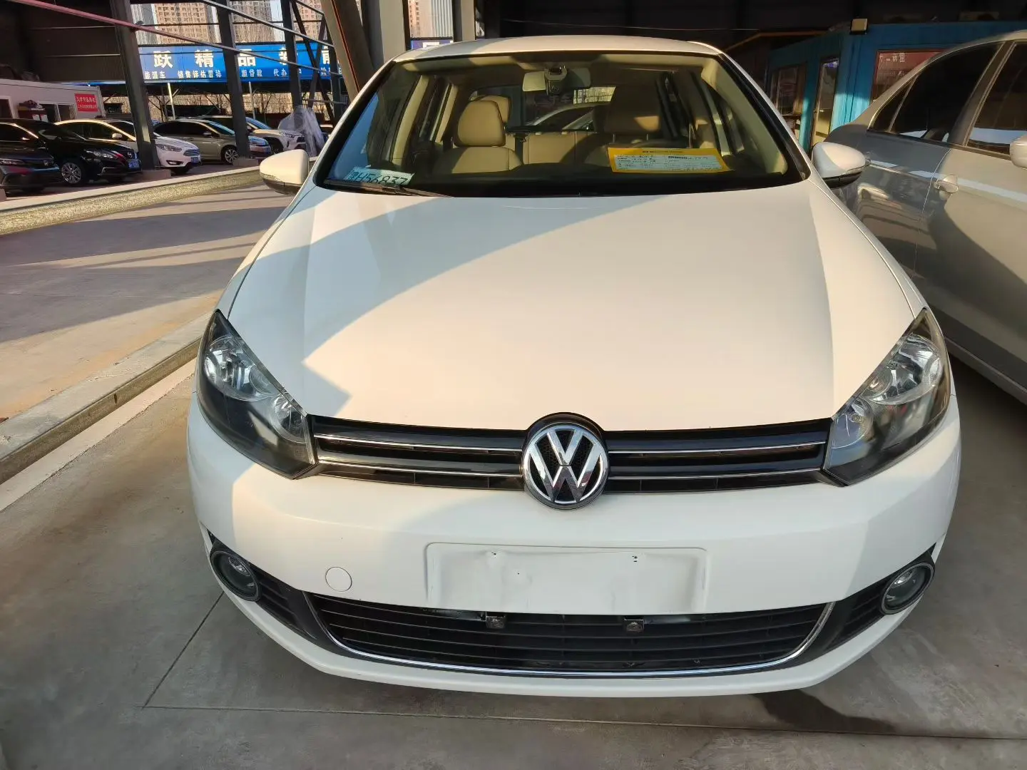 Volkswagen Golf  из Китая