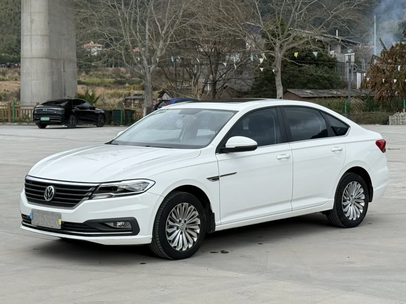 Volkswagen Lavida  из Китая