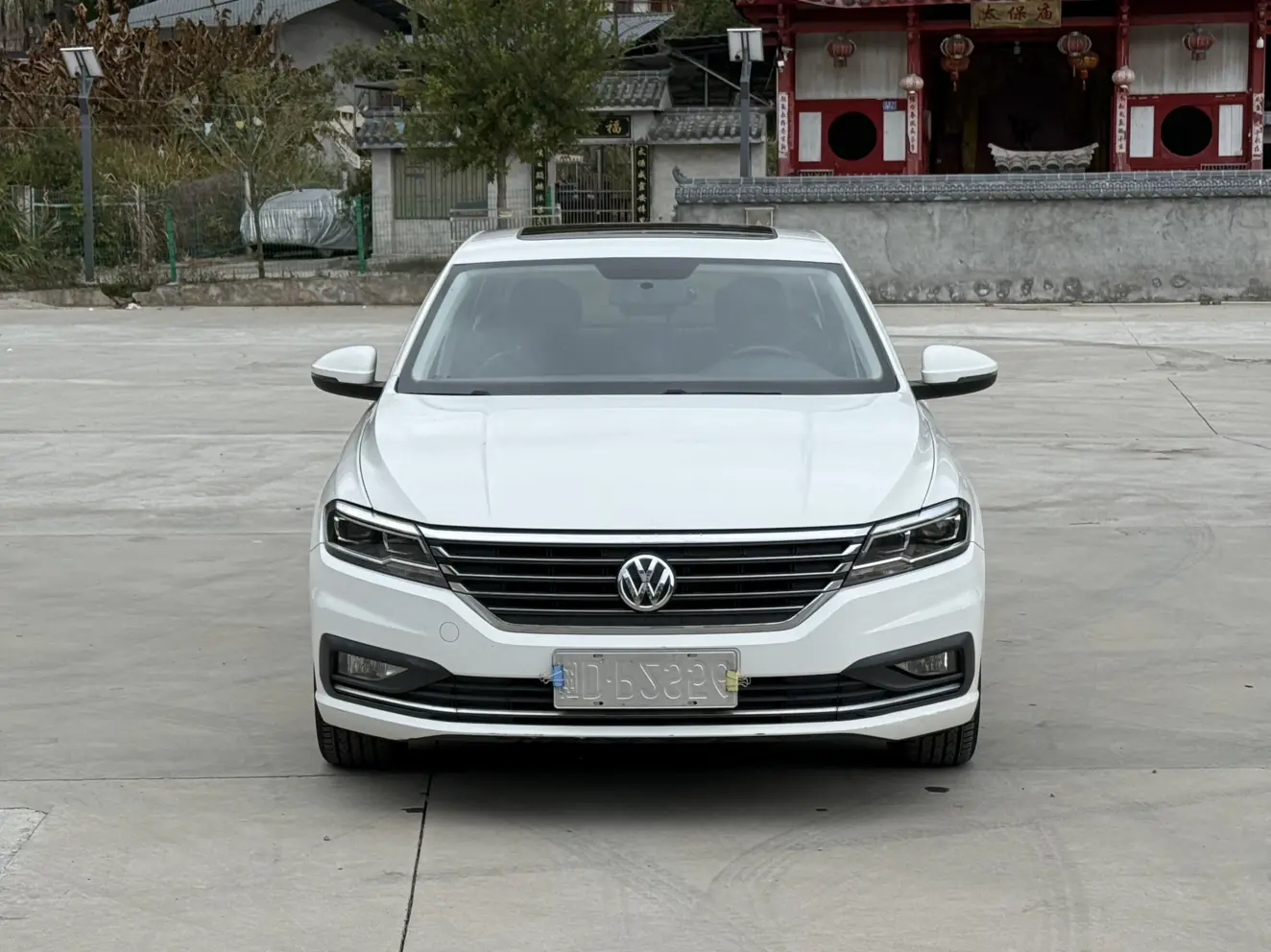 Volkswagen Lavida  из Китая