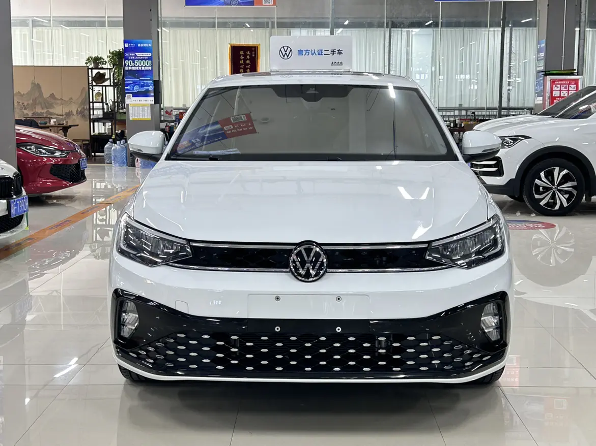 Volkswagen Lavida  из Китая