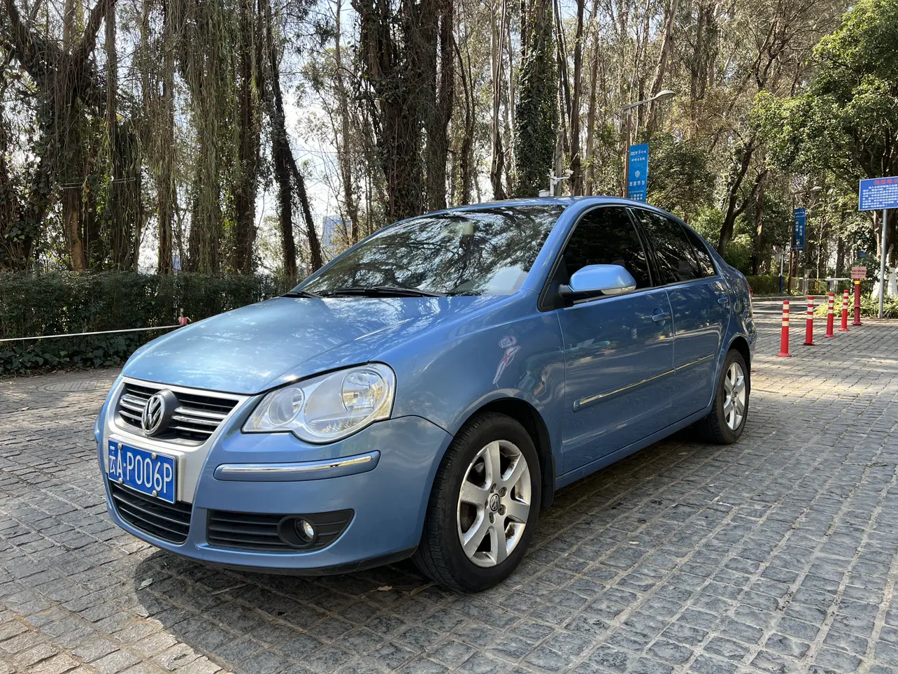 Volkswagen Polo  из Китая