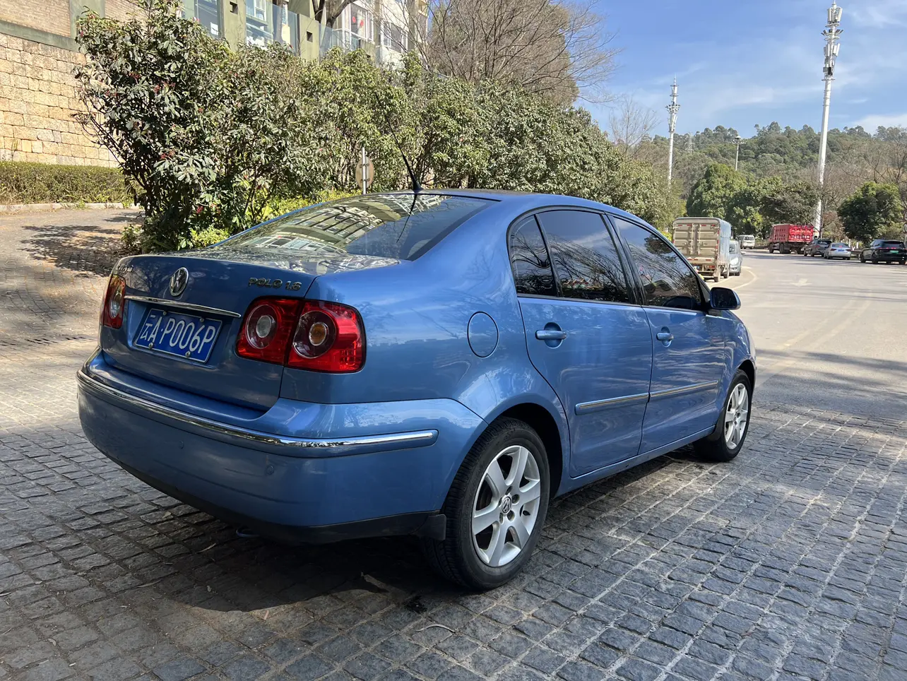 Volkswagen Polo  из Китая