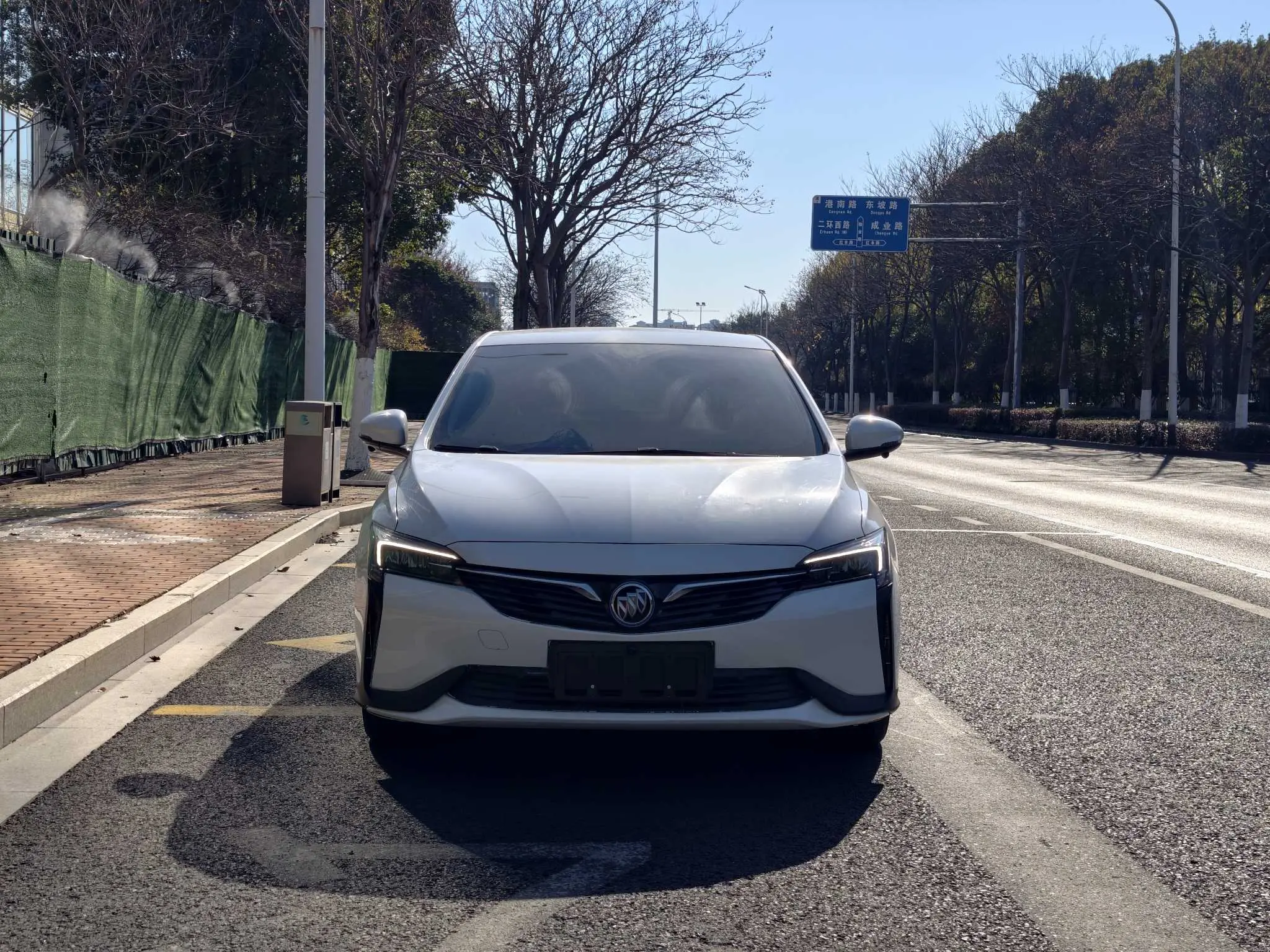 Buick Weilan 6 PHEV  из Китая