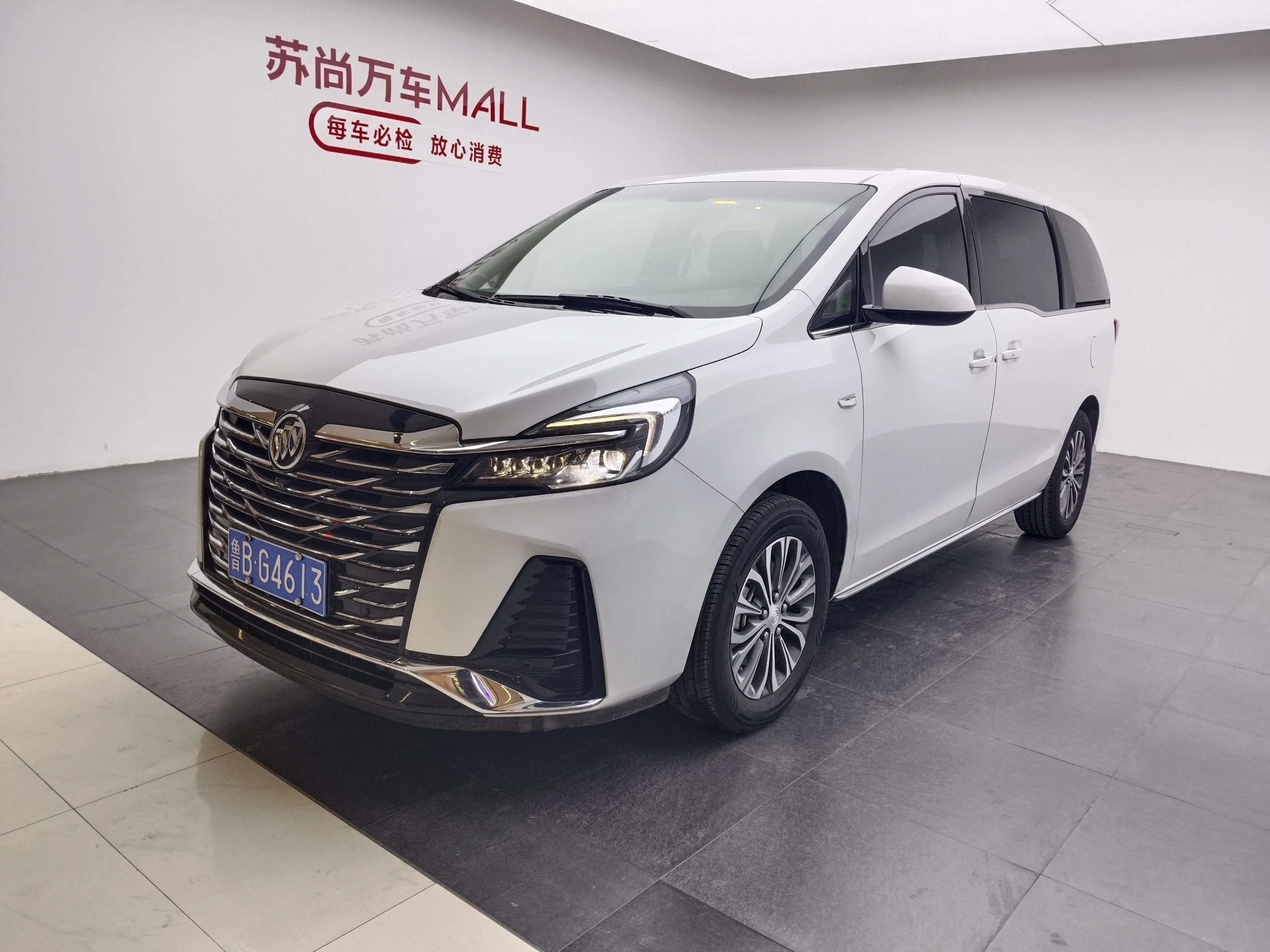 Buick GL8  из Китая