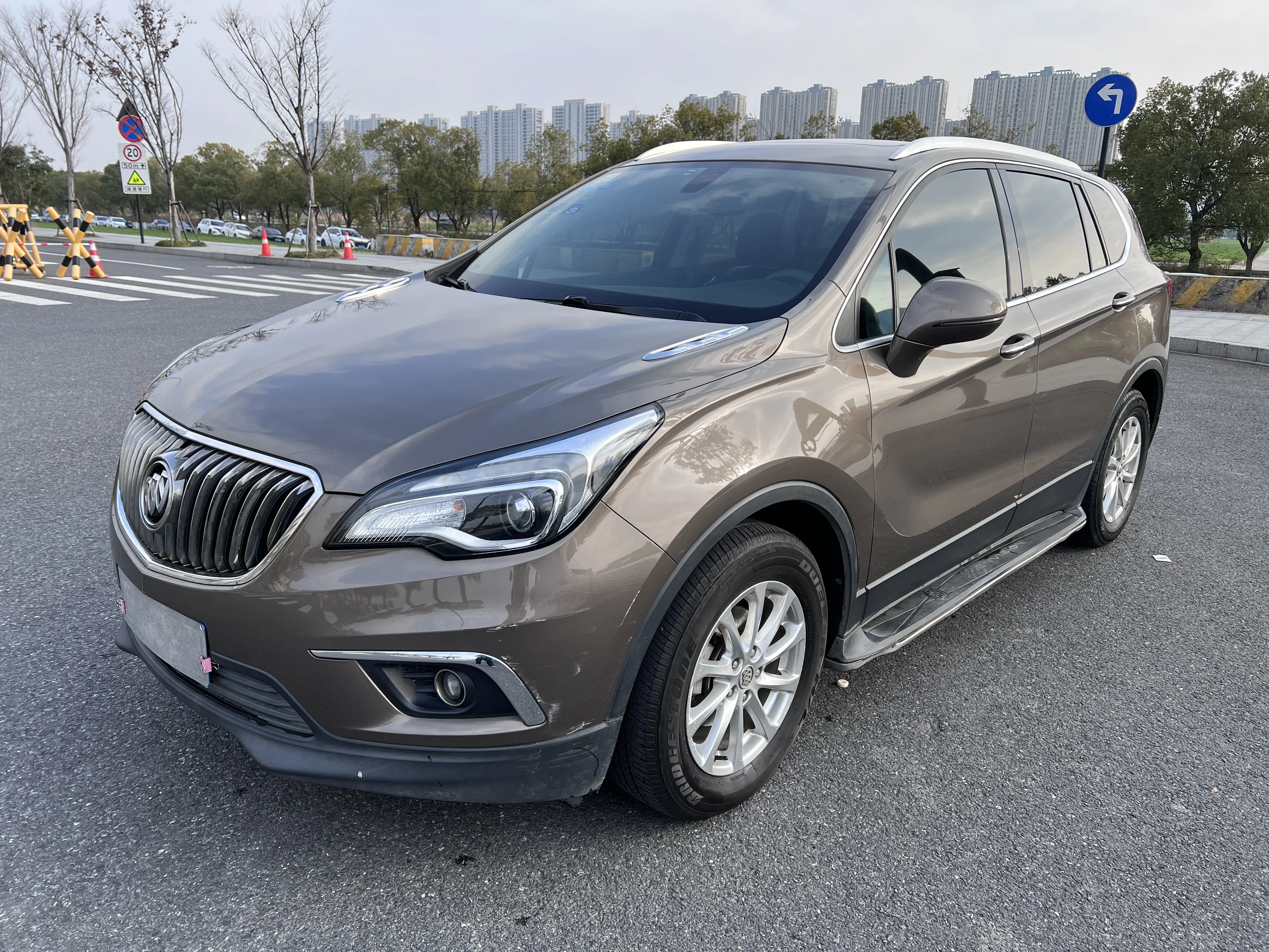 Buick Envision  из Китая
