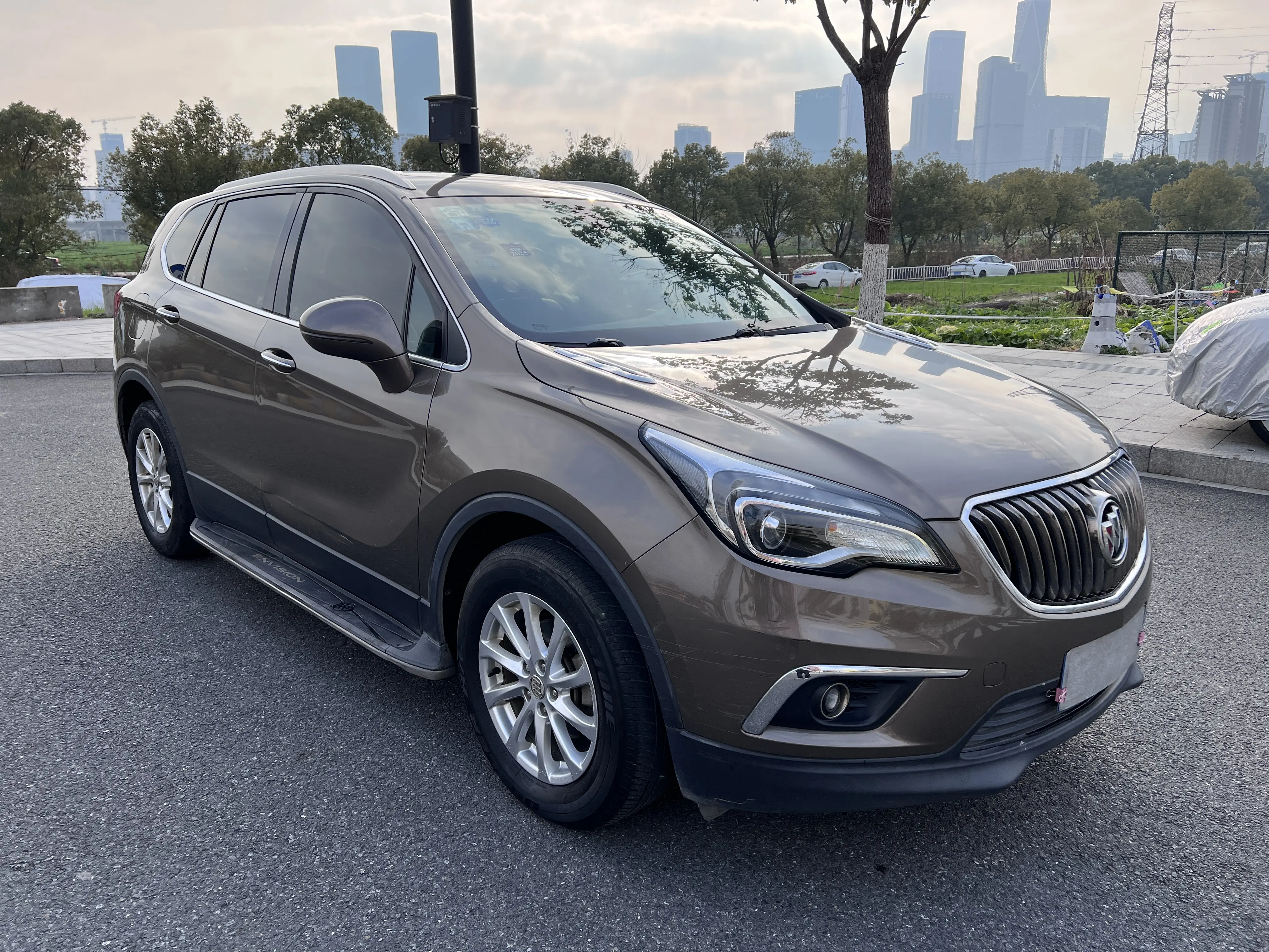 Buick Envision  из Китая