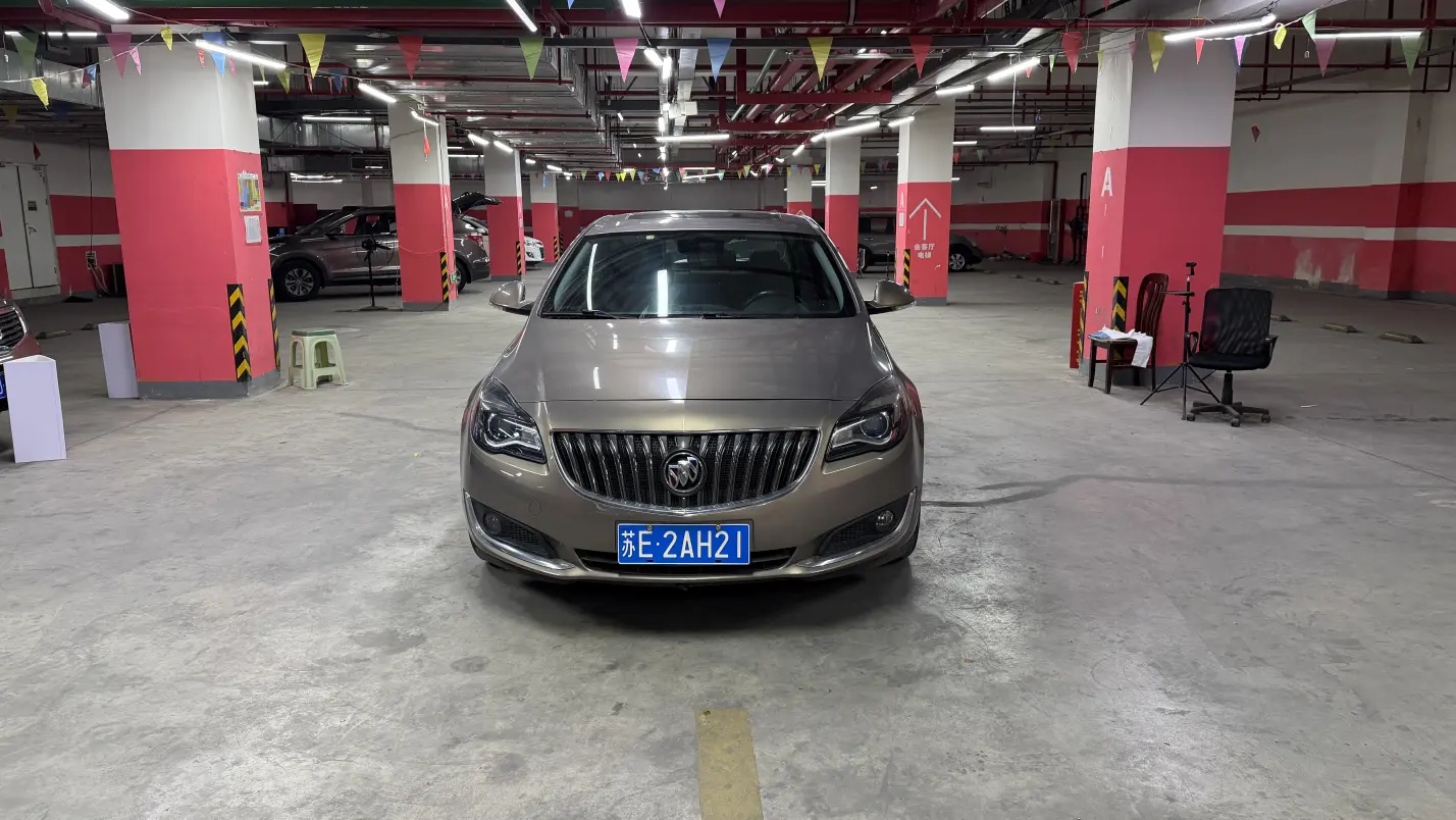 Buick Majesty  из Китая