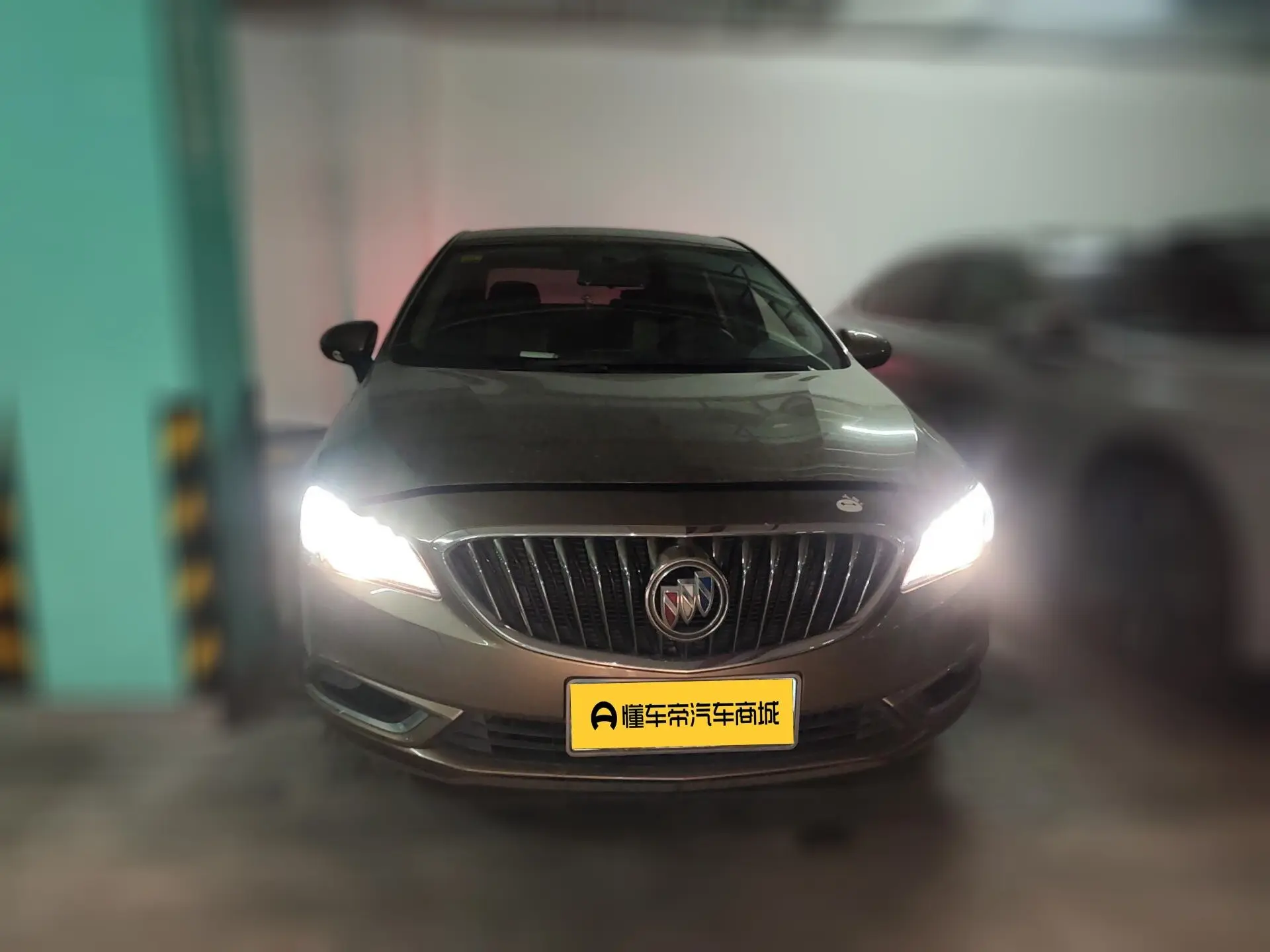 Buick Valeant  из Китая