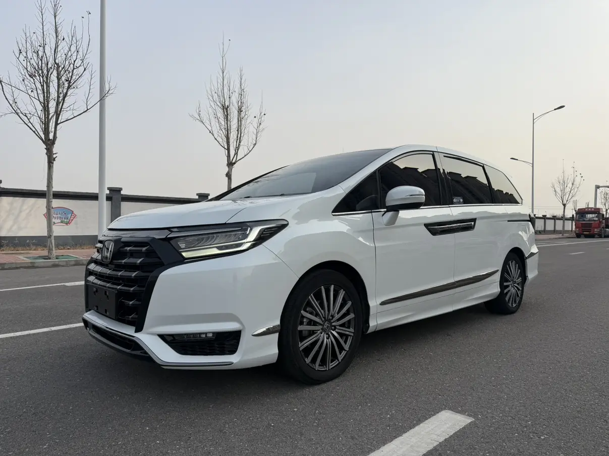 Honda Elysion (Alison)  из Китая