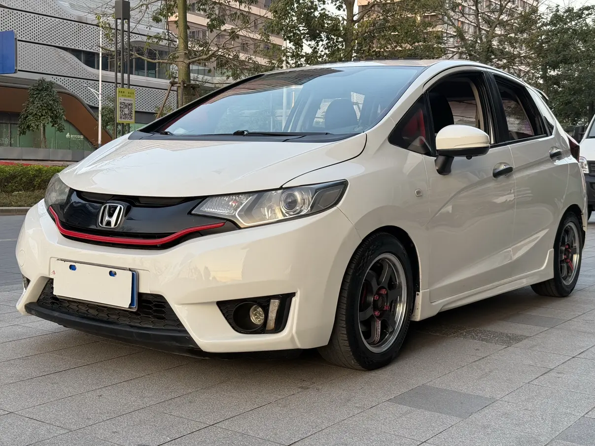Honda Fit  из Китая