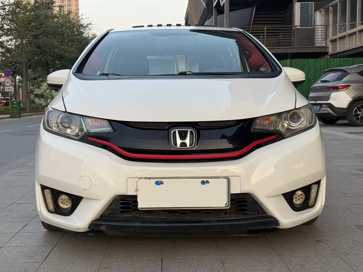 Honda Fit  из Китая