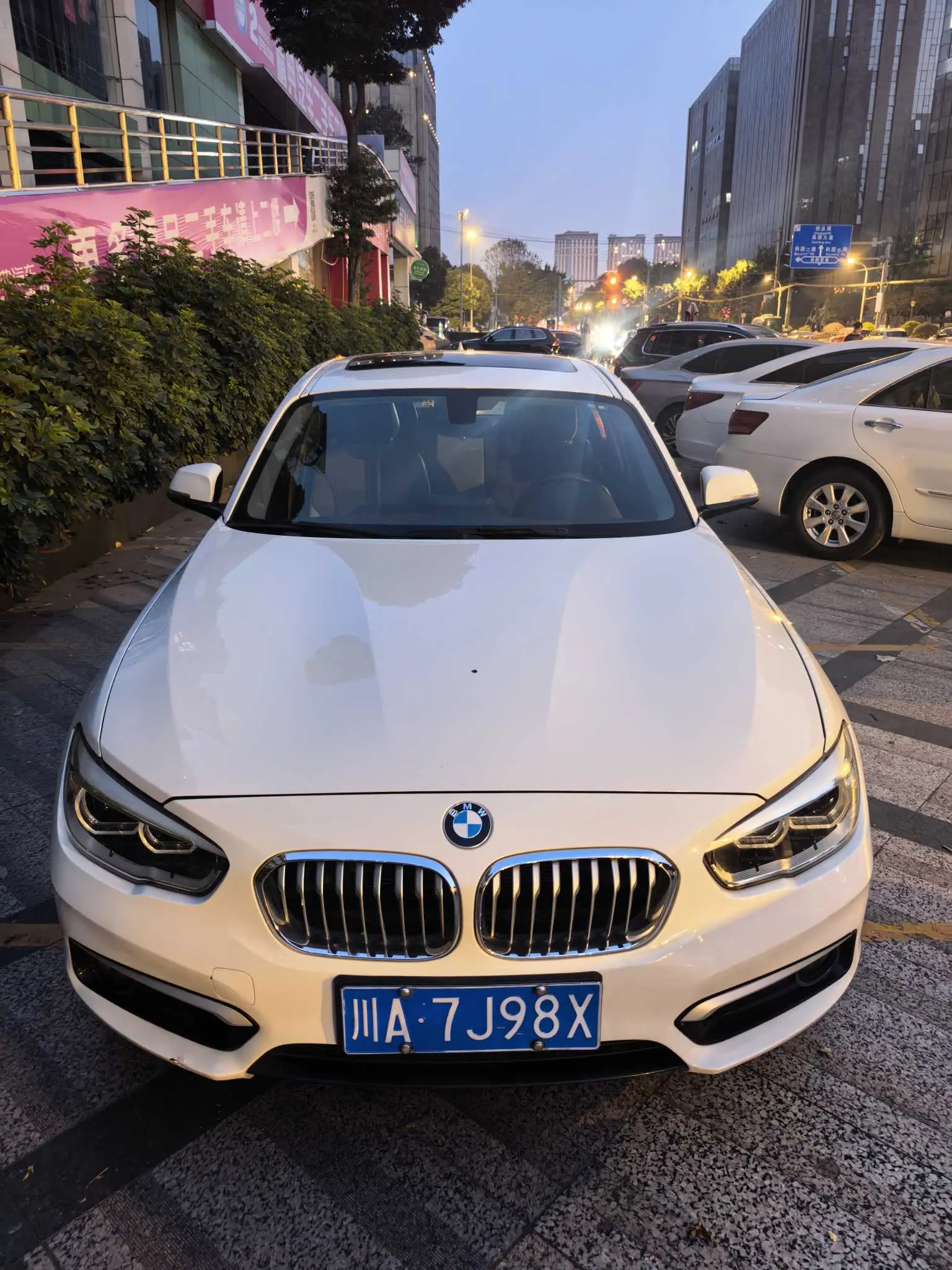 BMW 1 Series  из Китая