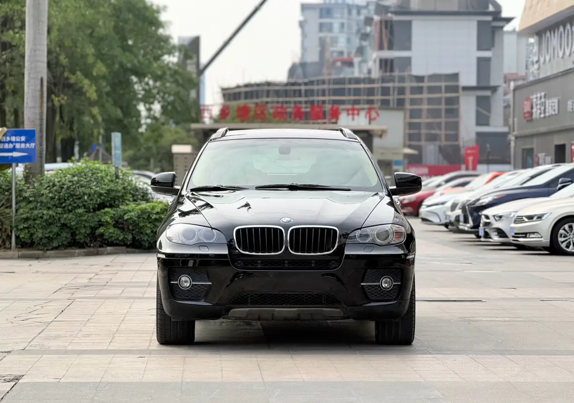 BMW X6  из Китая