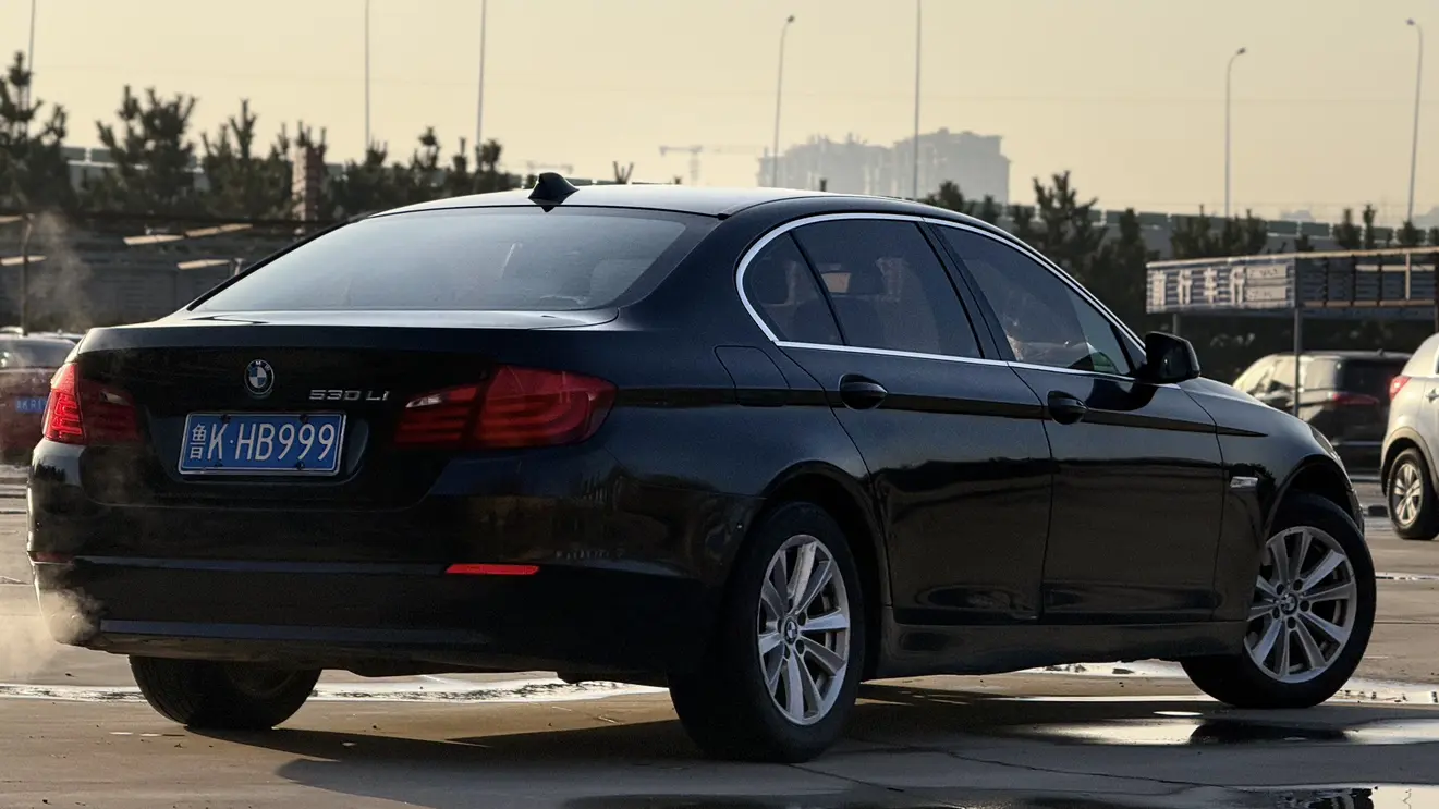 BMW 5 Series  из Китая