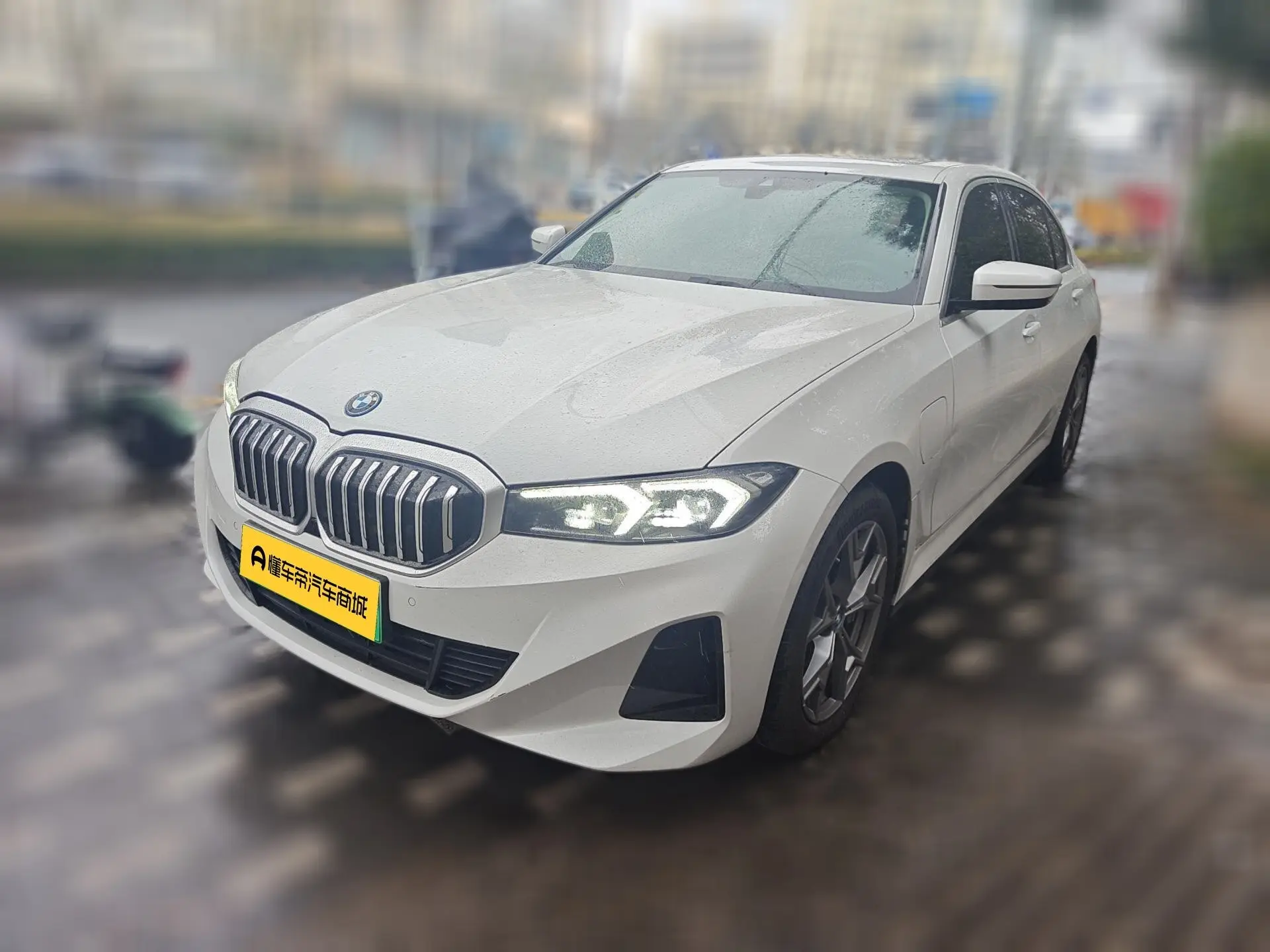 BMW i3  из Китая