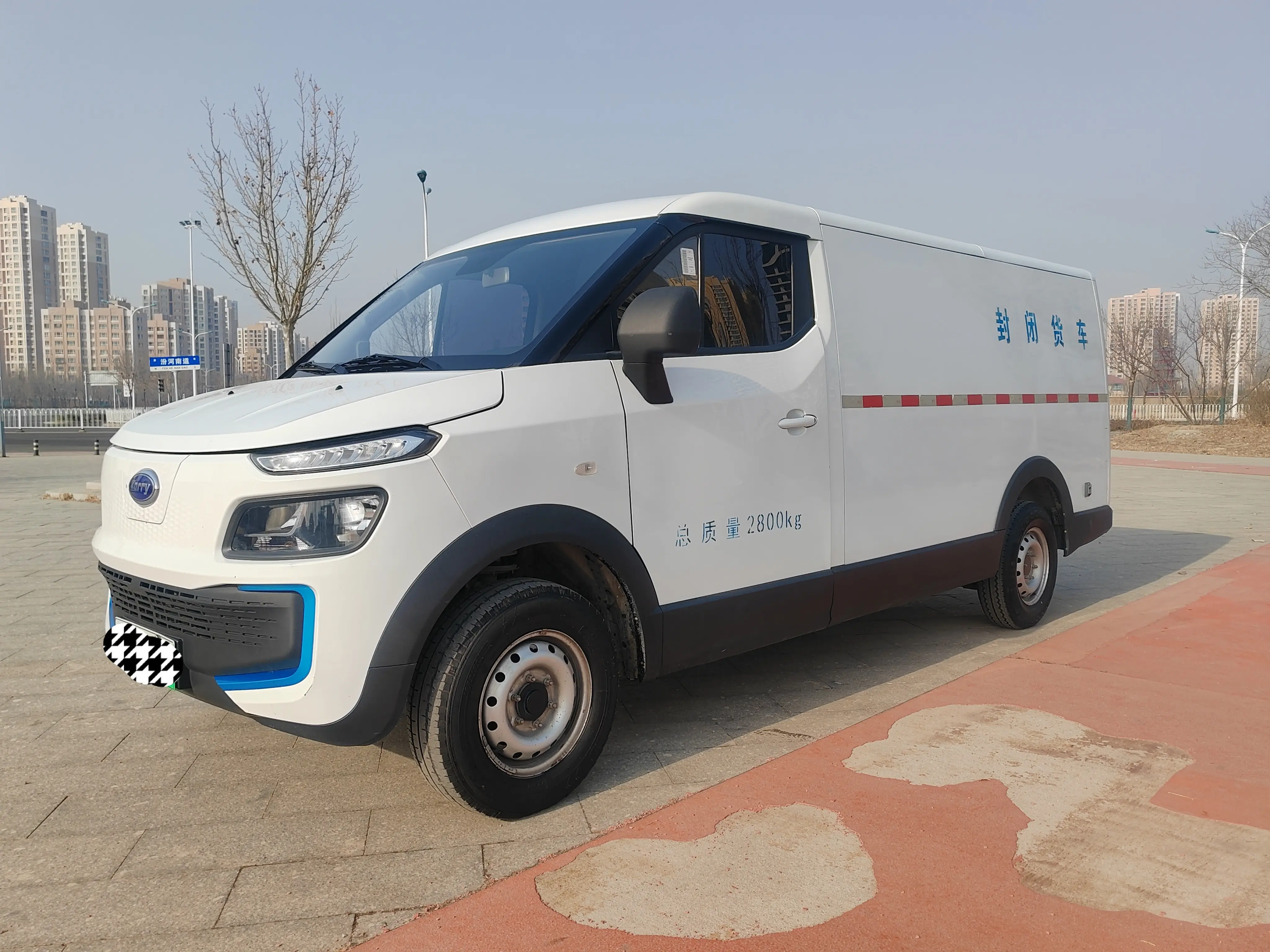 Carrier Dolphin EV  из Китая