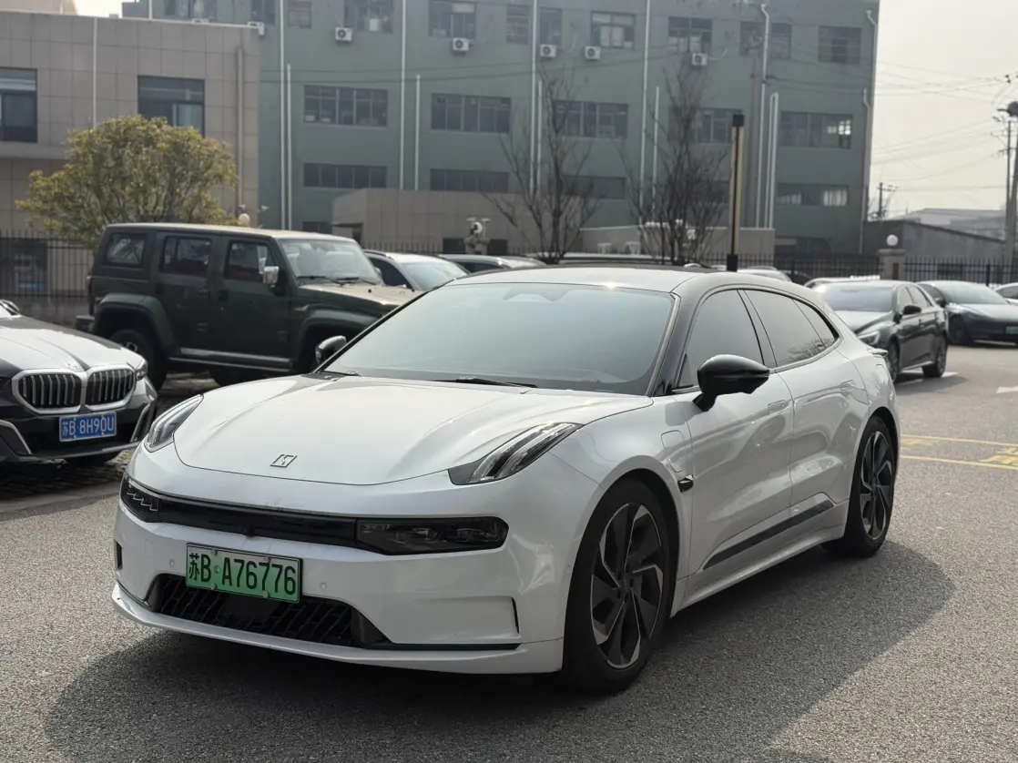 ZEEKR 001  из Китая