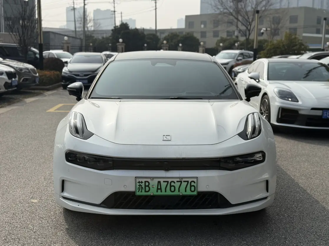 ZEEKR 001  из Китая