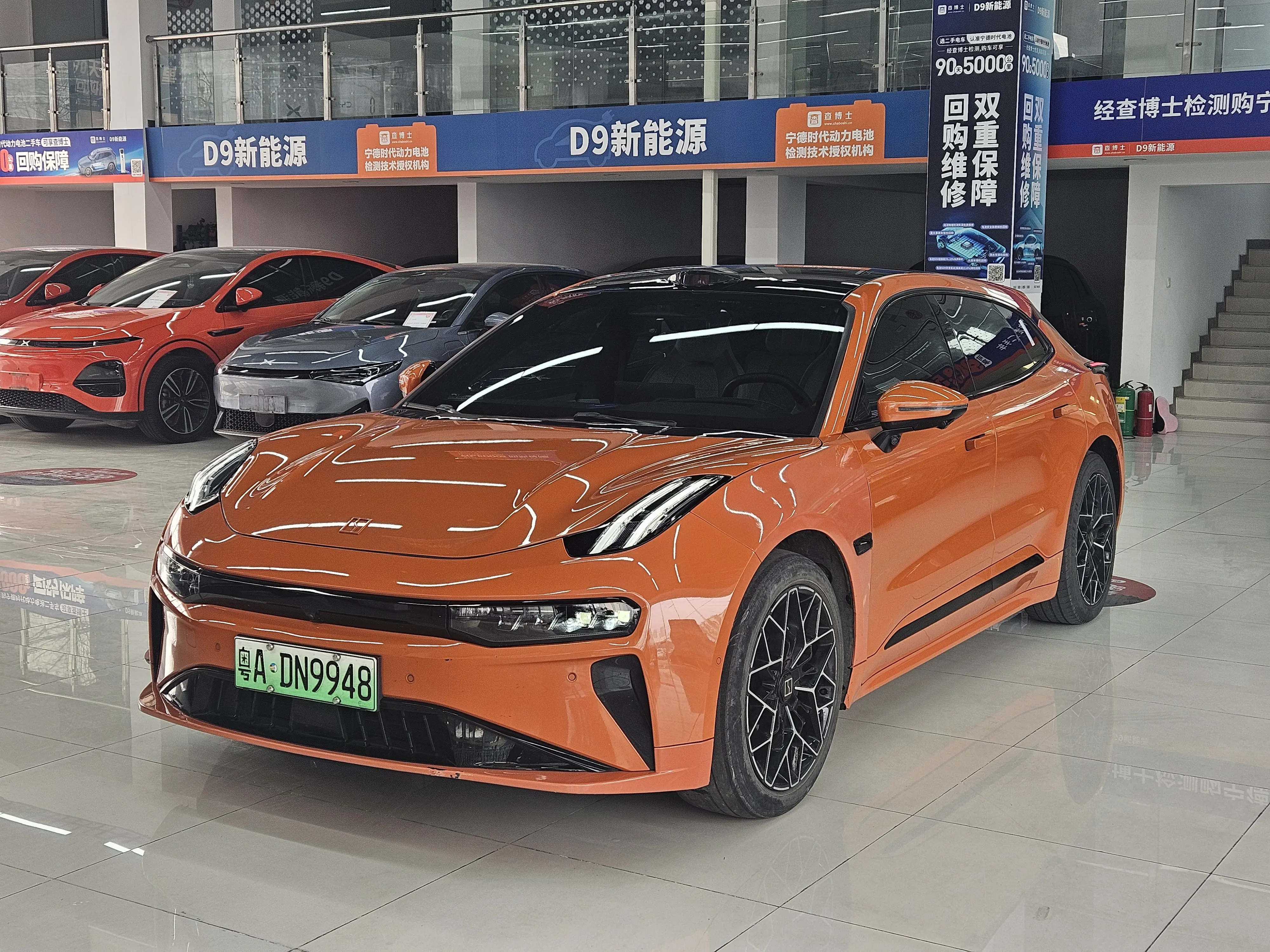 ZEEKR 001  из Китая