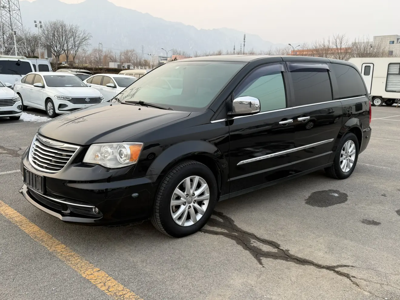 Chrysler Grand Voyager  из Китая