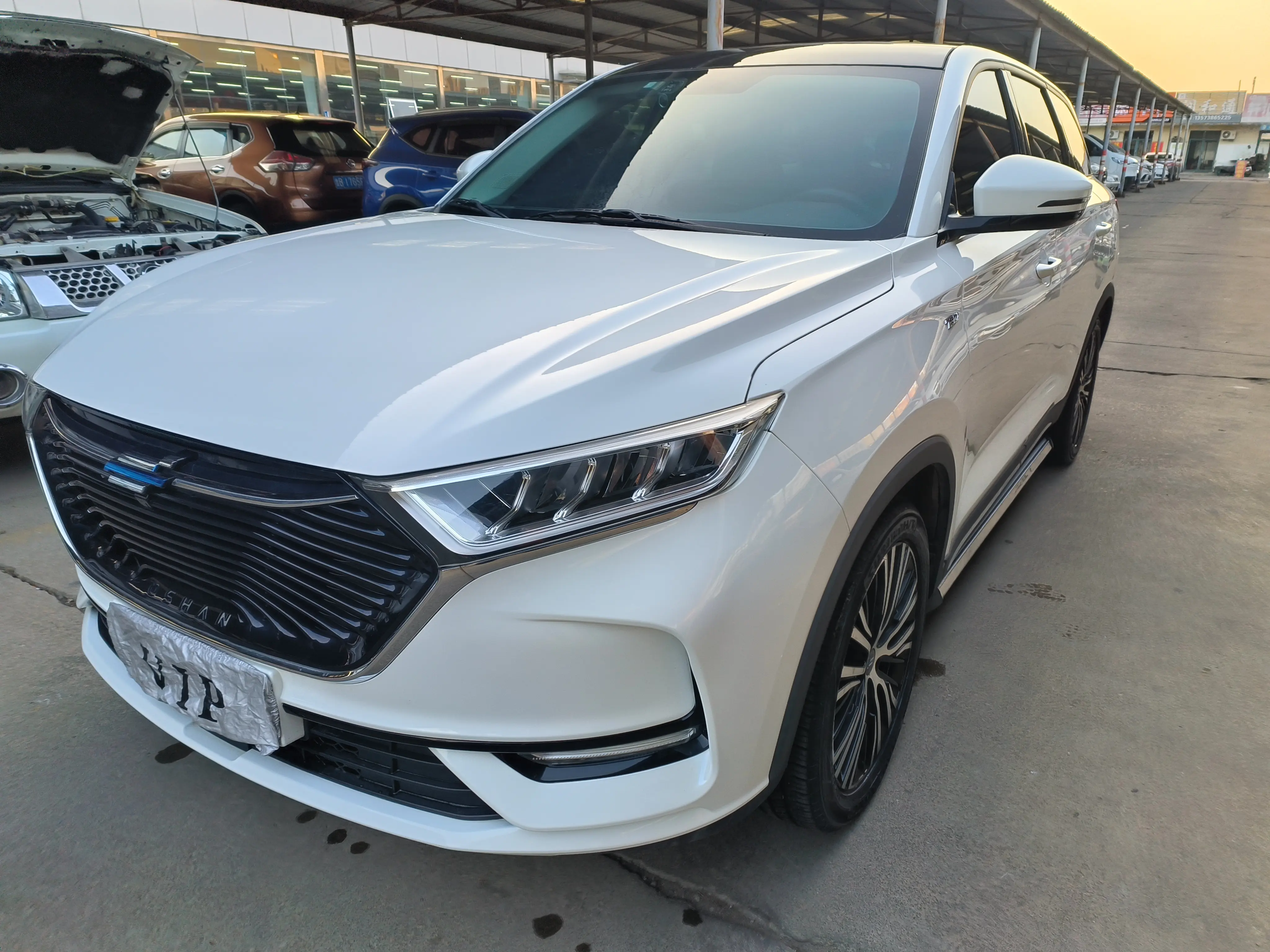 Oshan Changan Auchan X7  из Китая