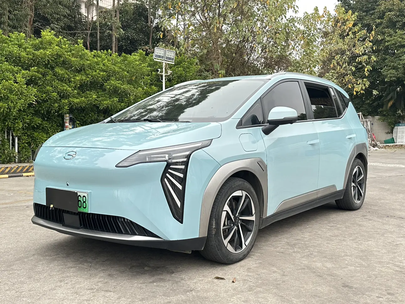 AION Y  из Китая