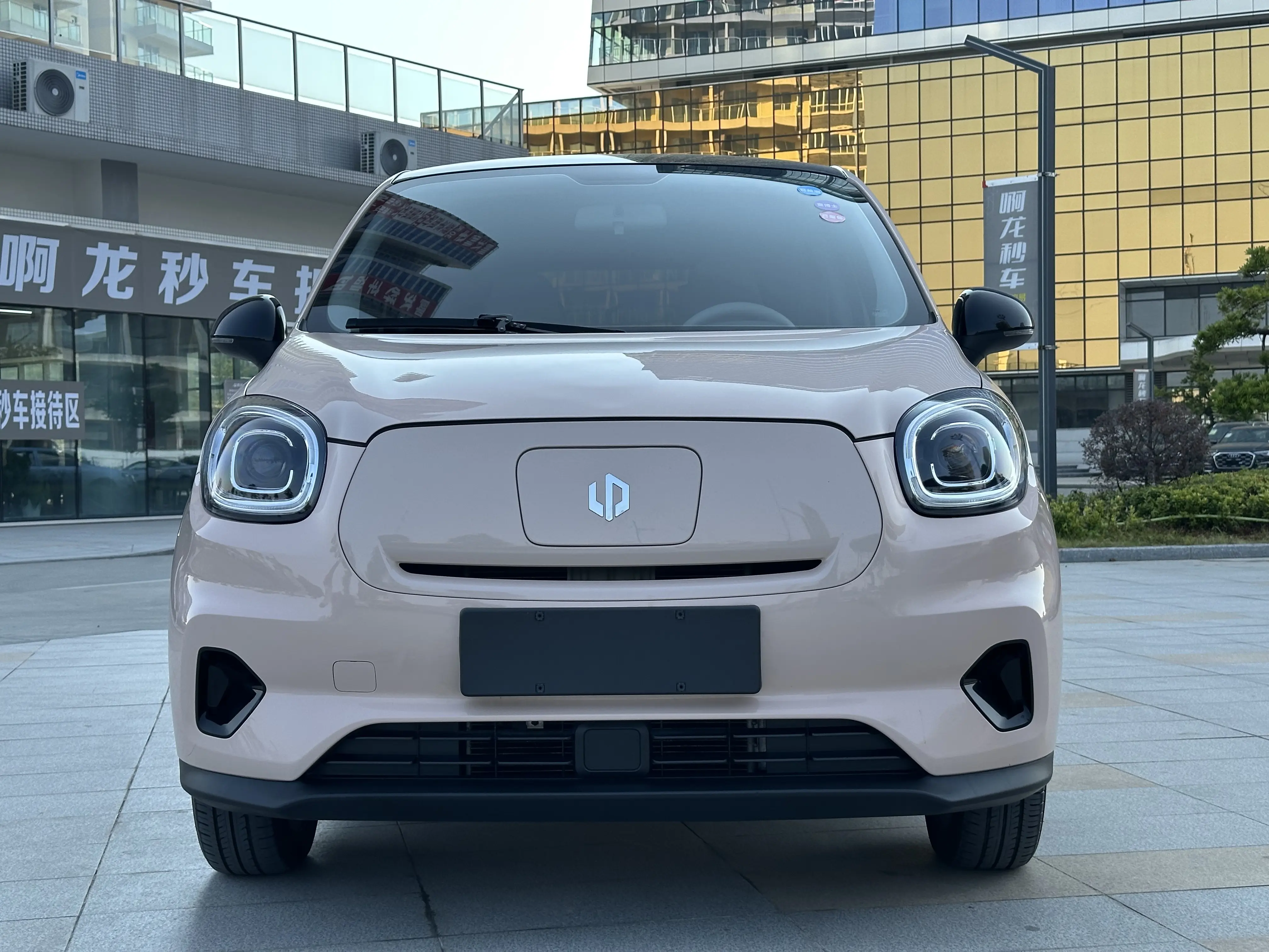 Leapmotor Zero running T03  из Китая