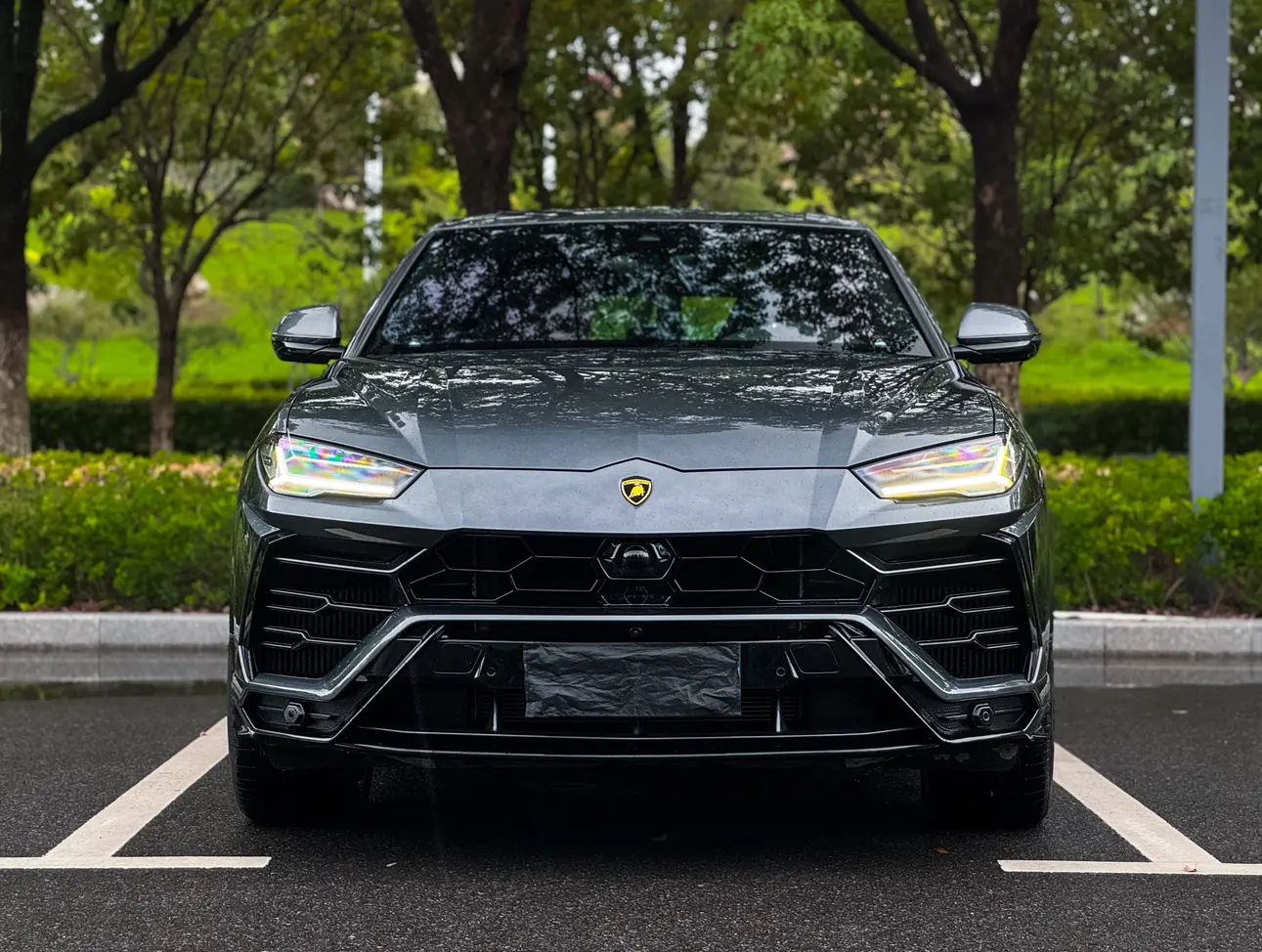 Lamborghini Urus  из Китая