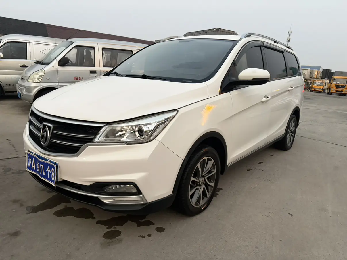 Baojun 730  из Китая