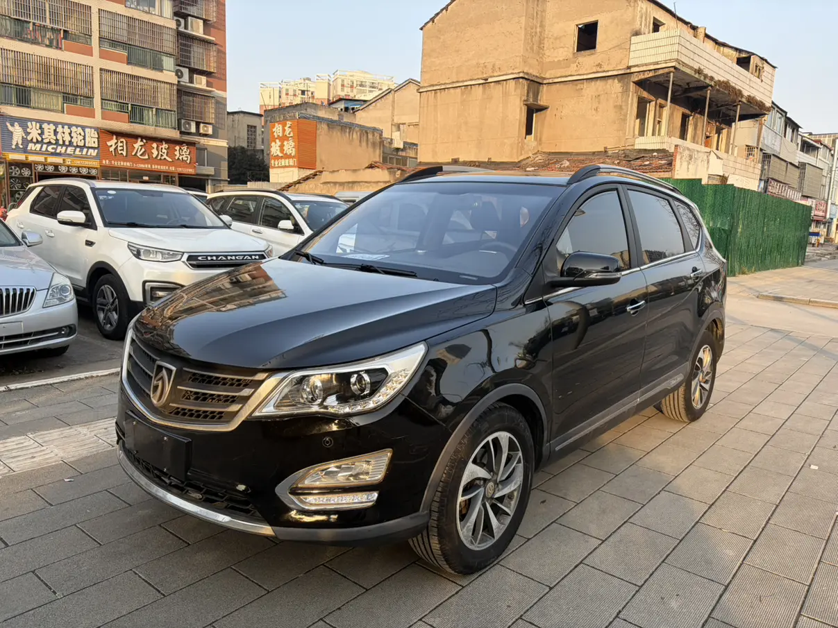 Baojun 560  из Китая