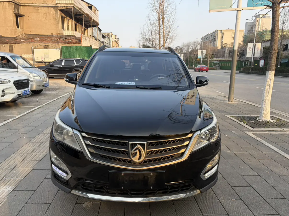 Baojun 560  из Китая