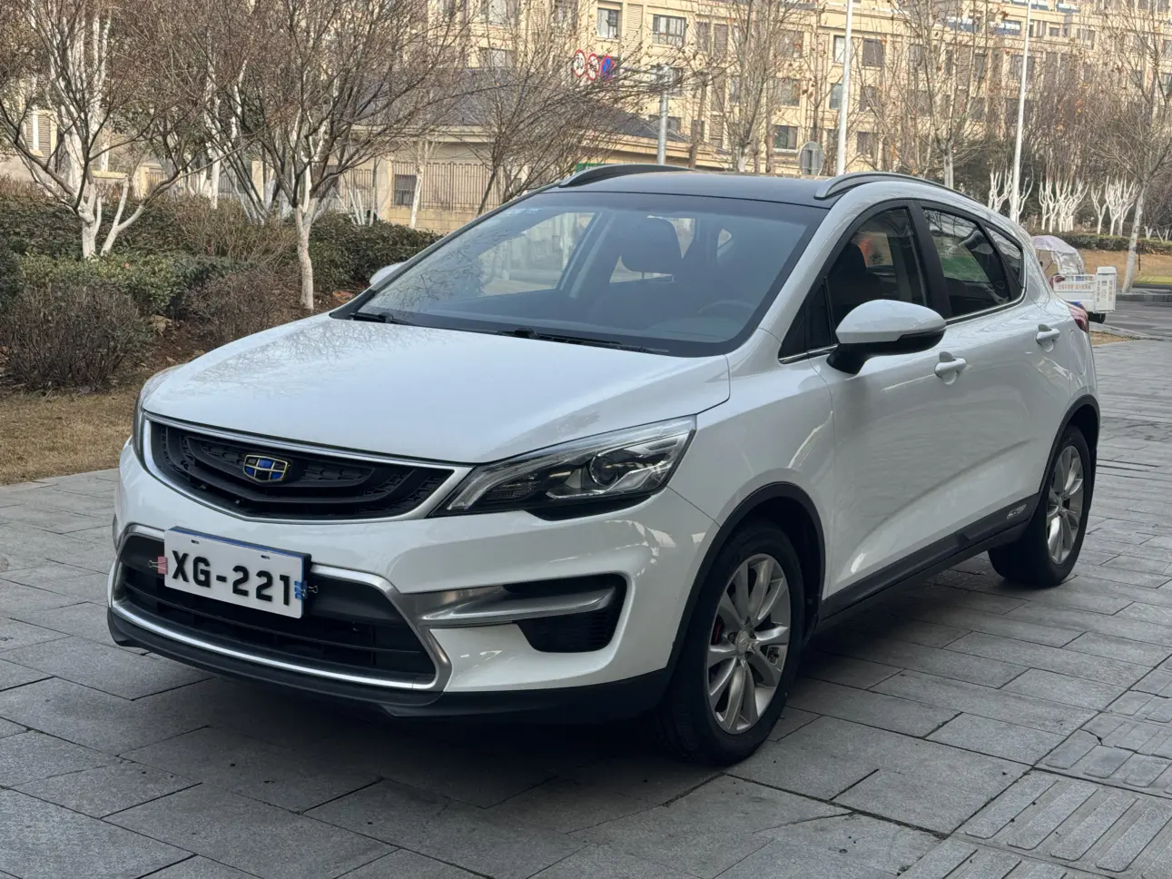 Geely Emgrand GS  из Китая
