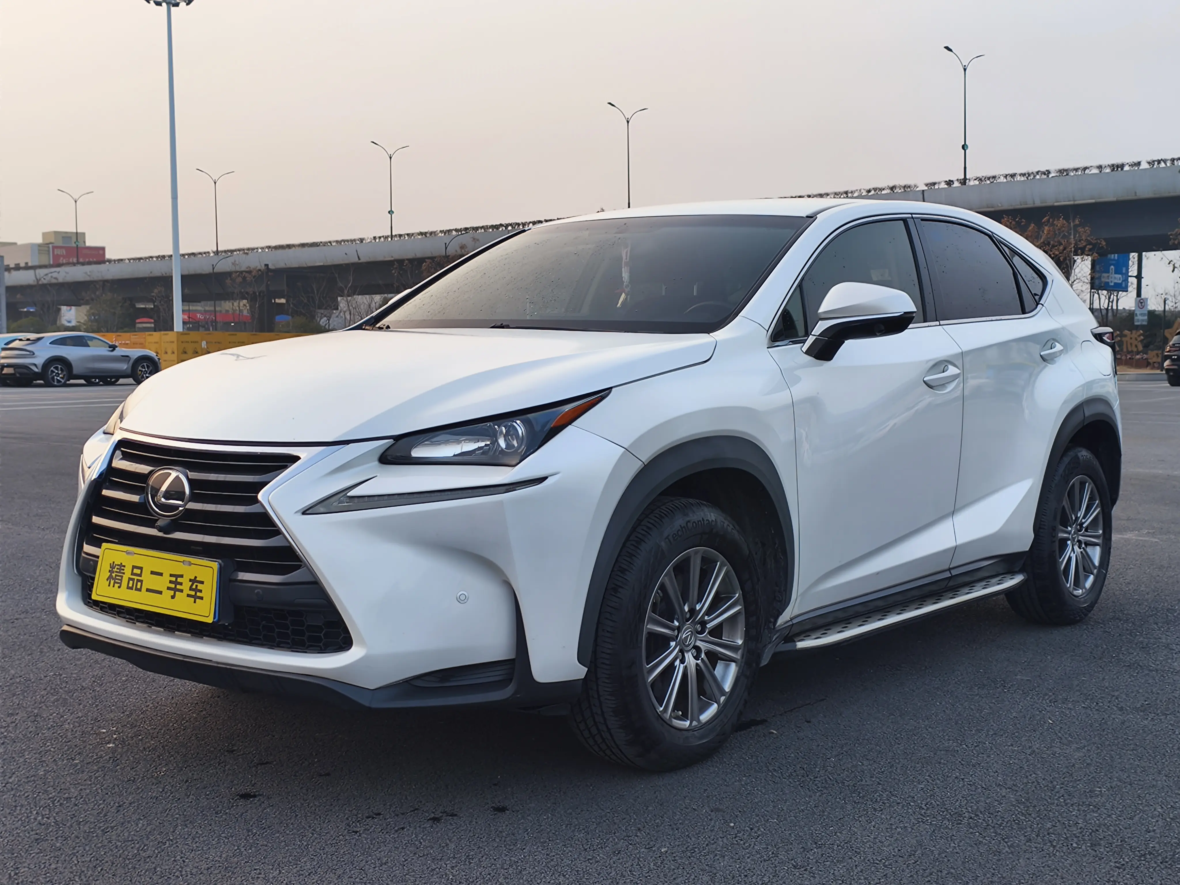 Lexus NX  из Китая