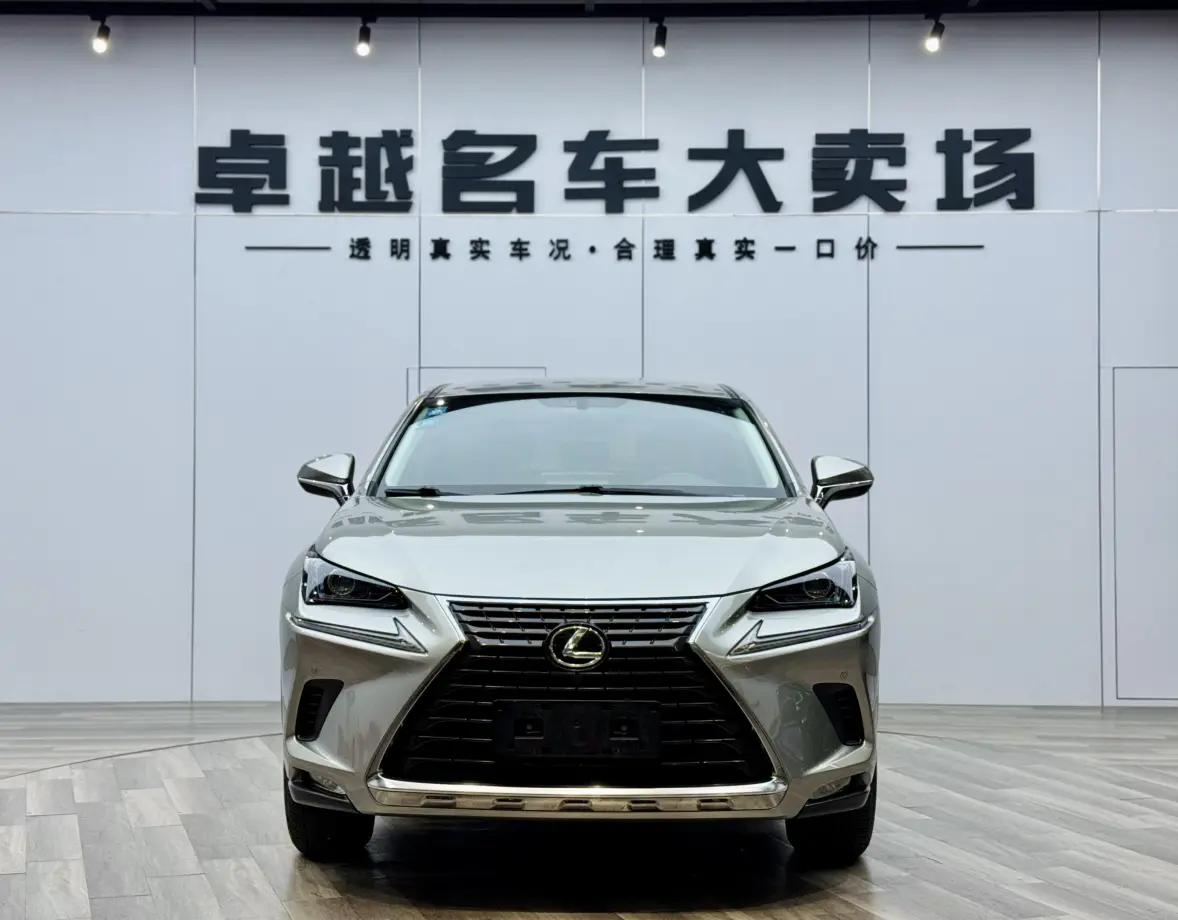 Lexus NX  из Китая